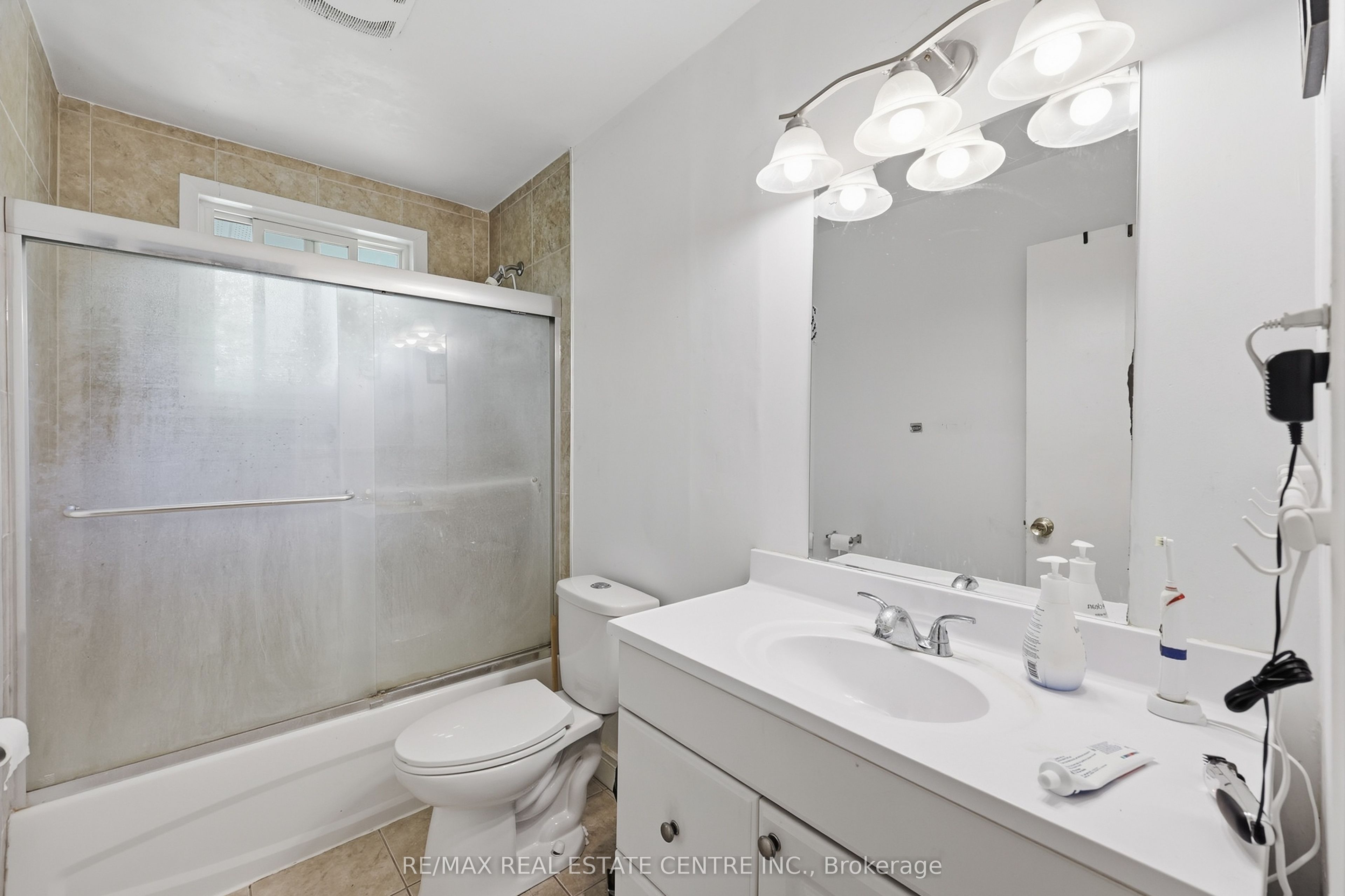 122 Greenbrier Drive Property Photo 17