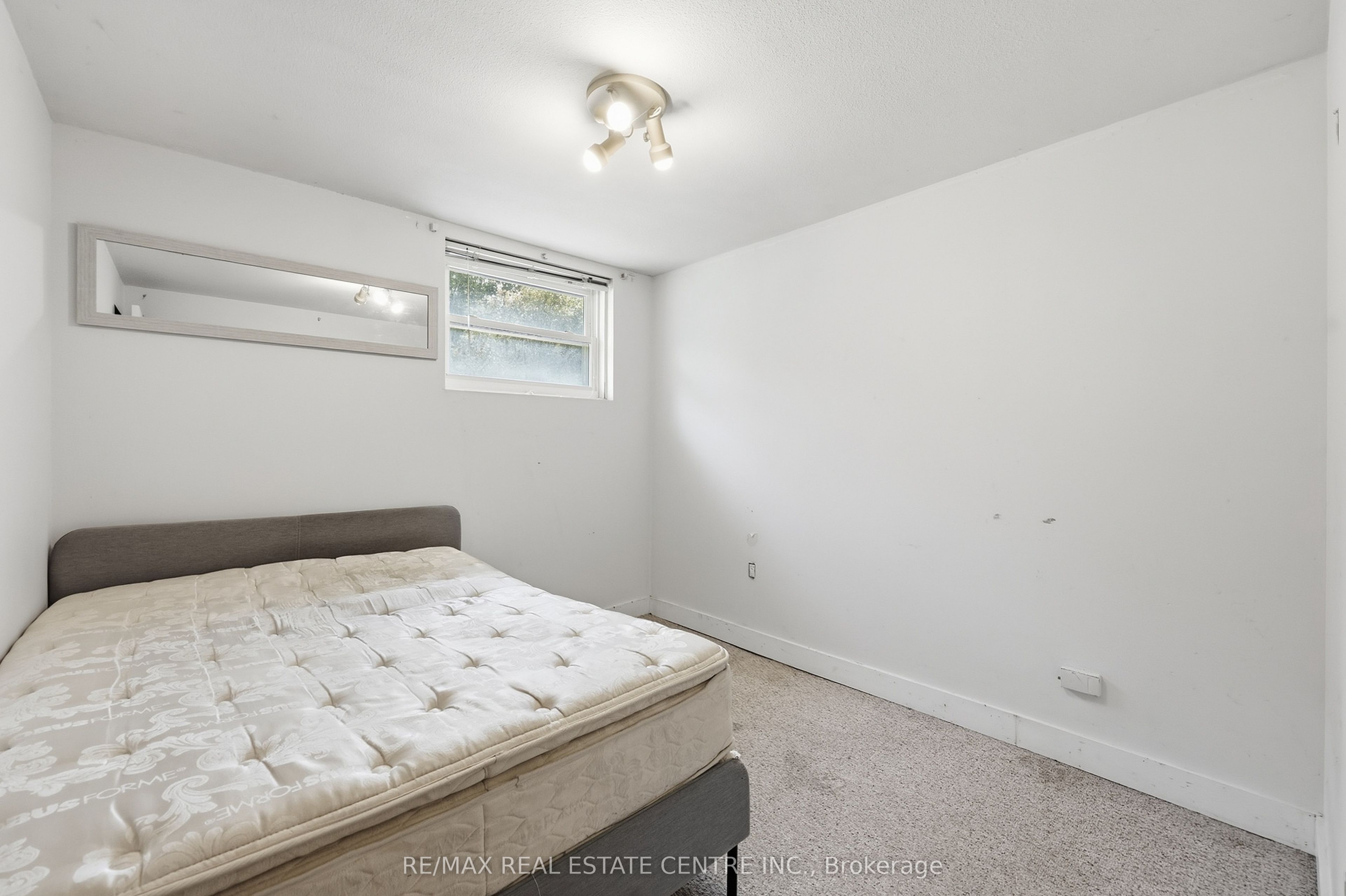 122 Greenbrier Drive Property Photo 22