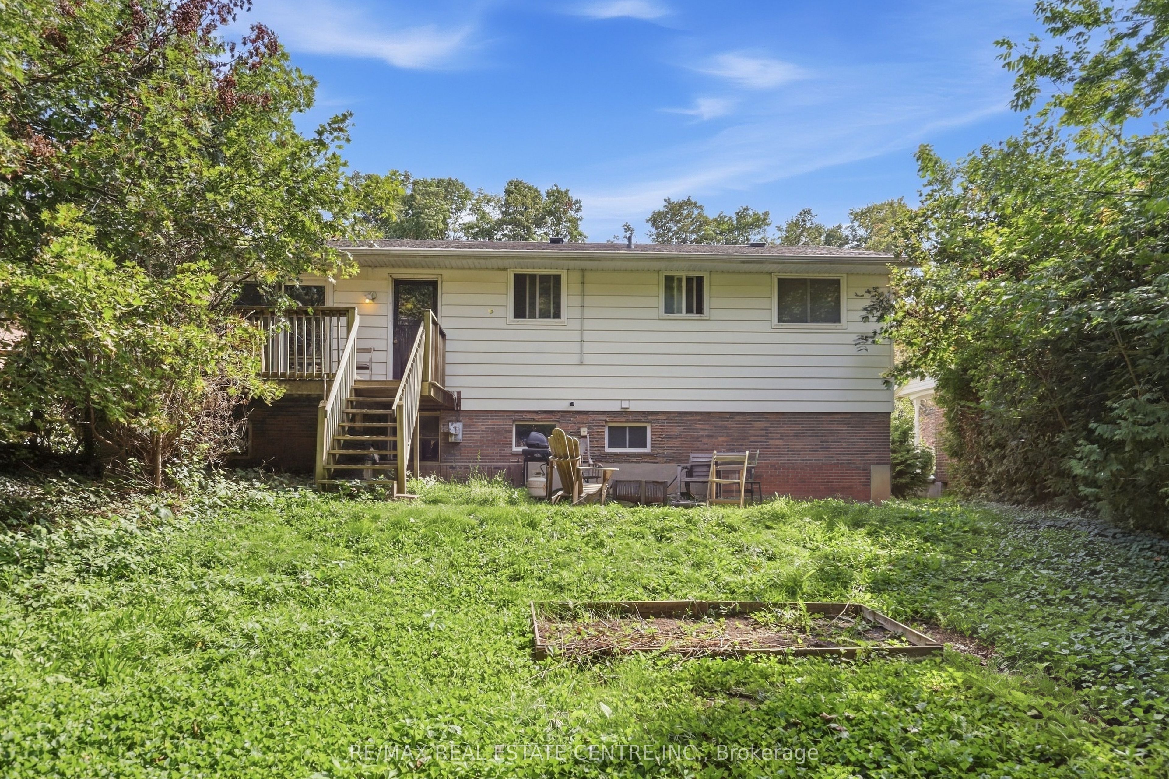 122 Greenbrier Drive Property Photo 27