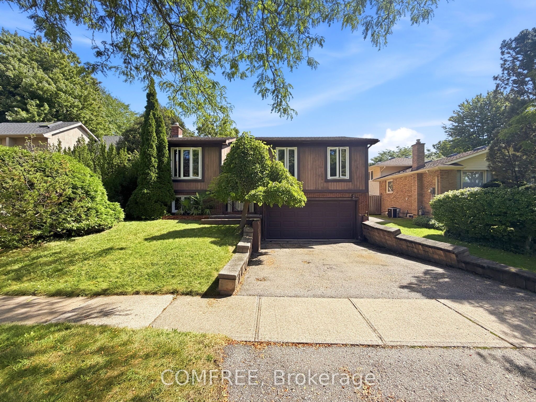 2602 Olden Avenue Property Photo 1