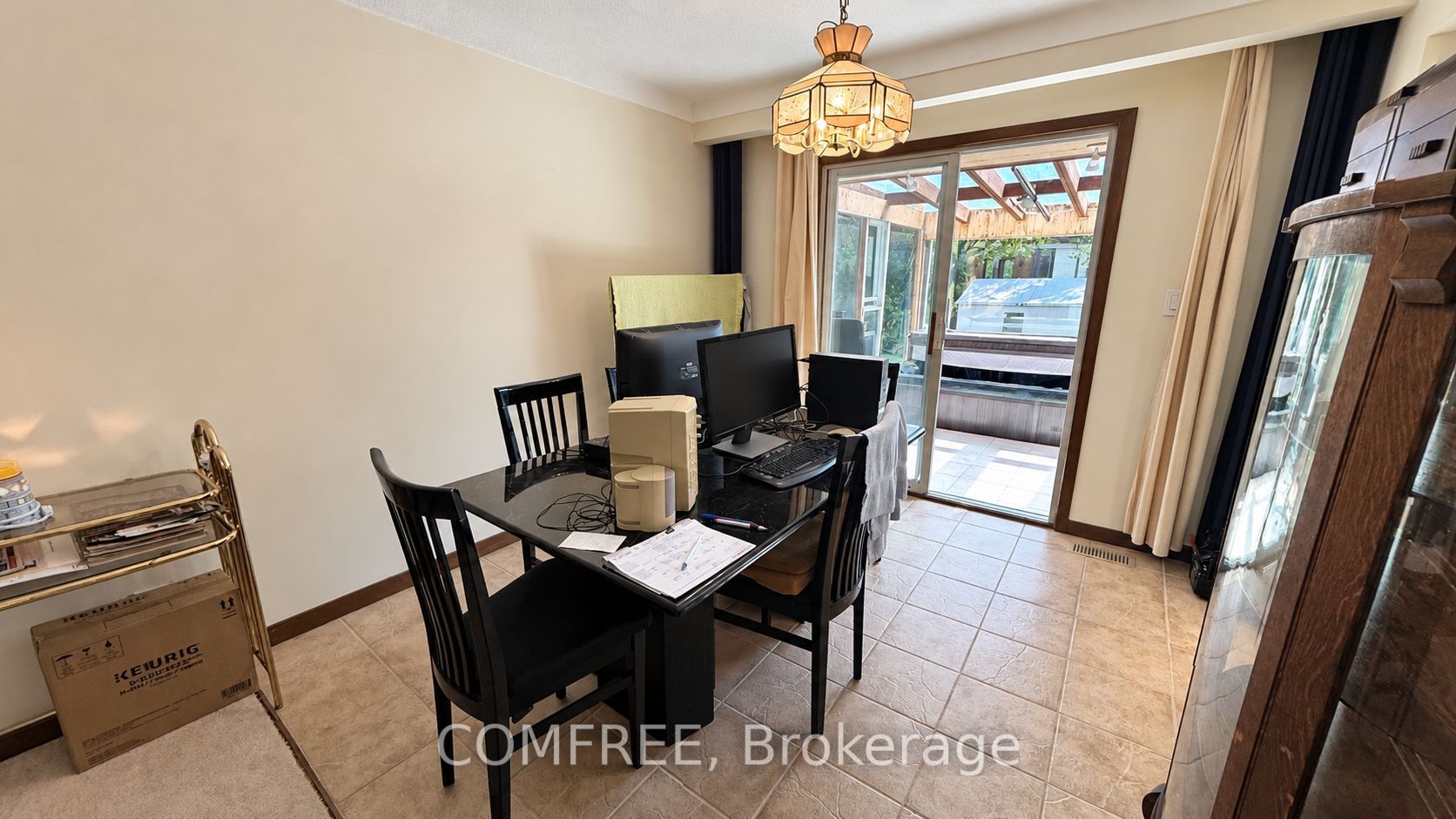 2602 Olden Avenue Property Photo 6