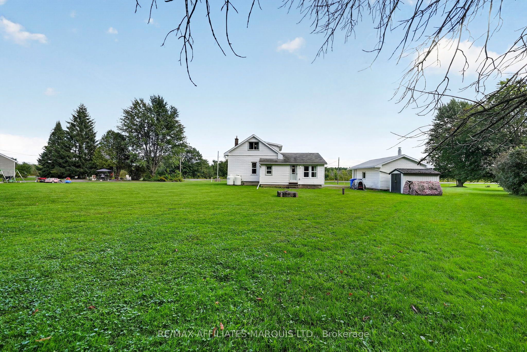 10621 County Road 2 Road Property Photo 34