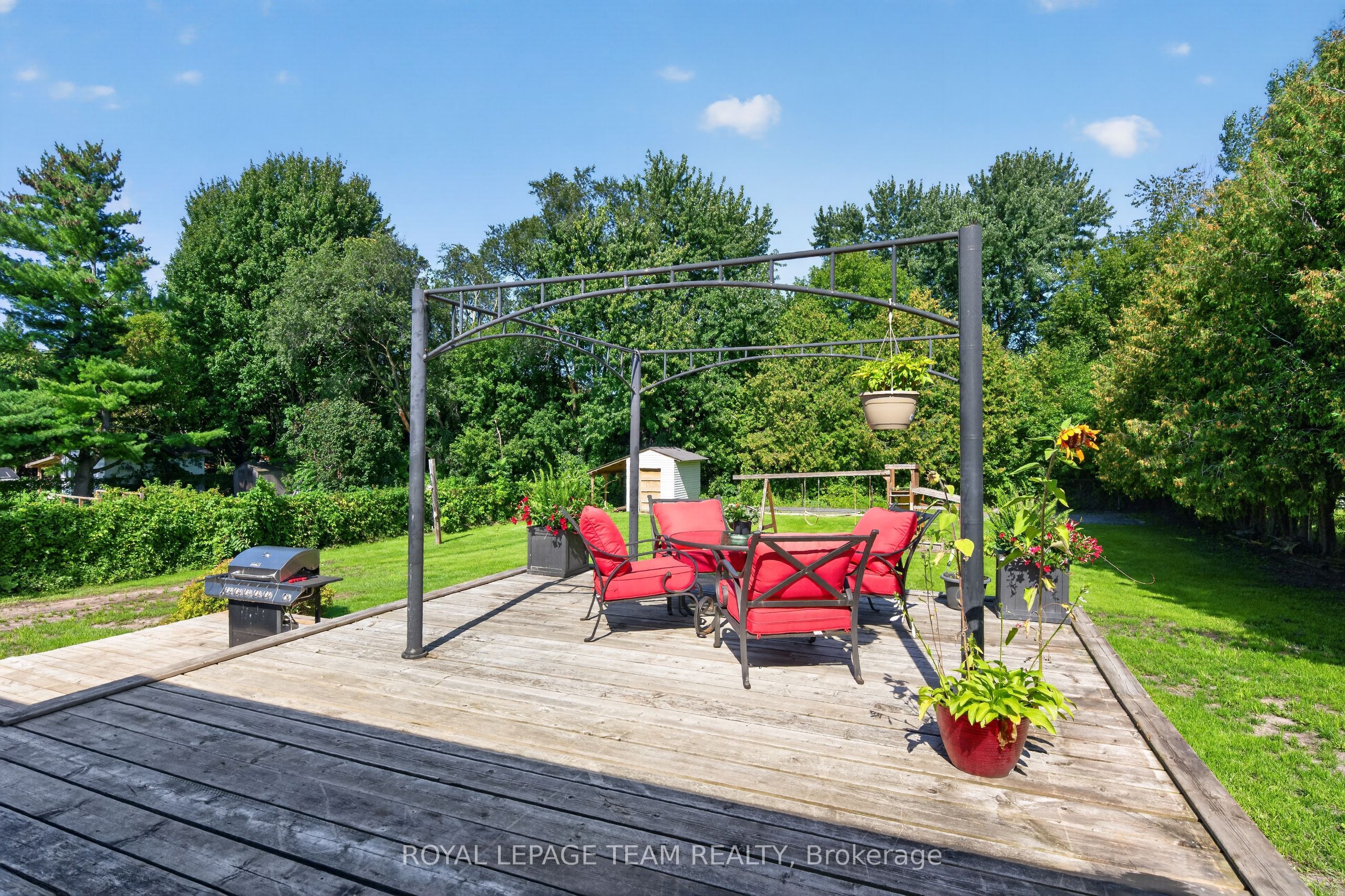 2830 John Shaw Road Property Photo 8