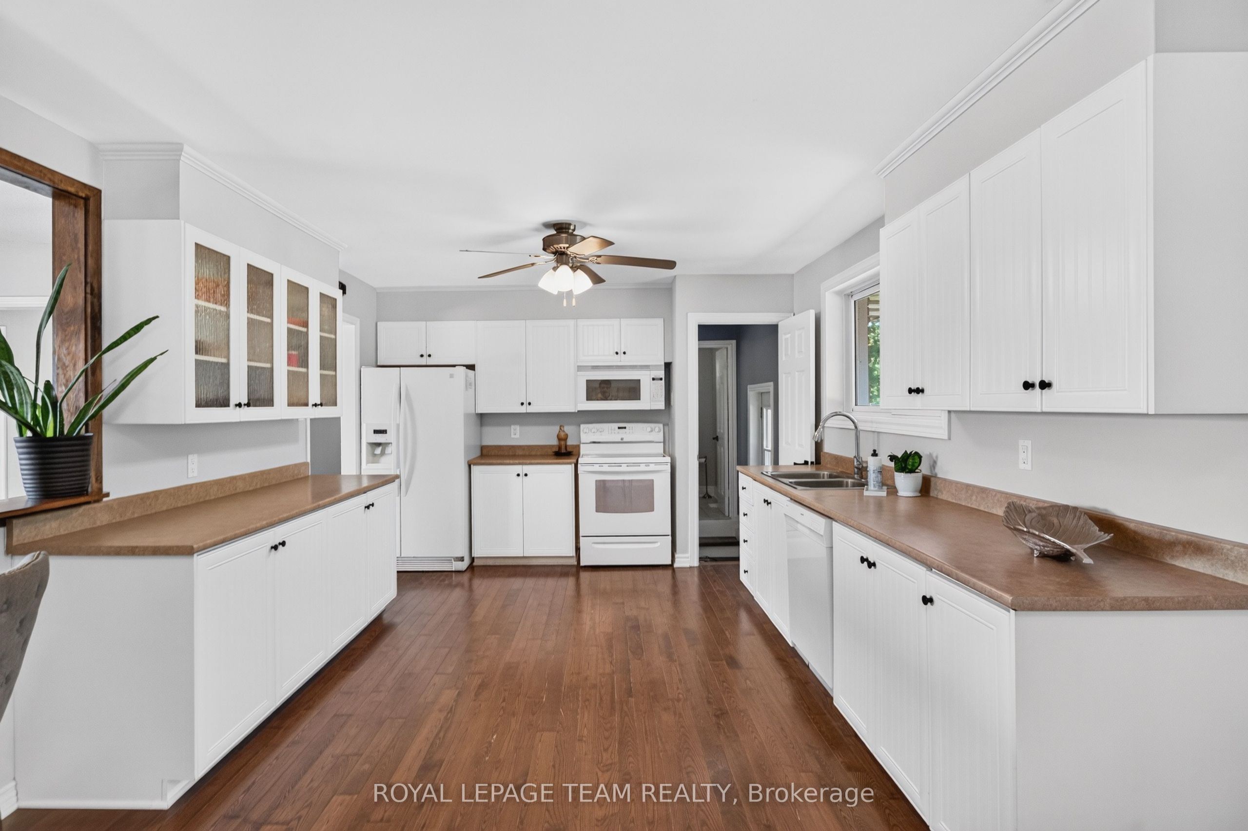 2830 John Shaw Road Property Photo 14