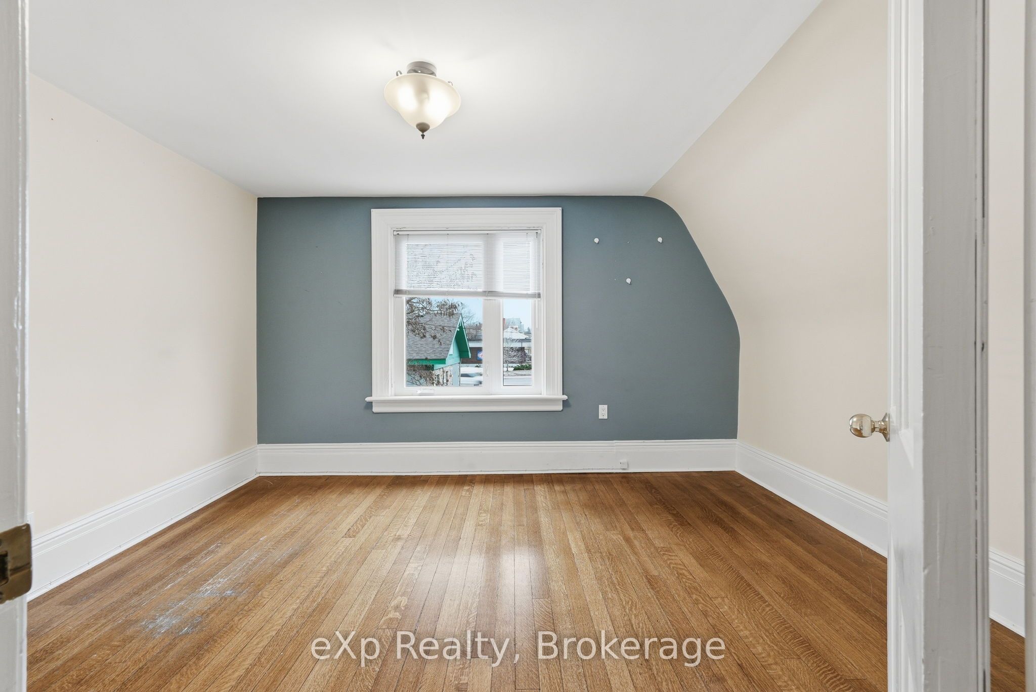 1025 2nd Avenue W Property Photo 21