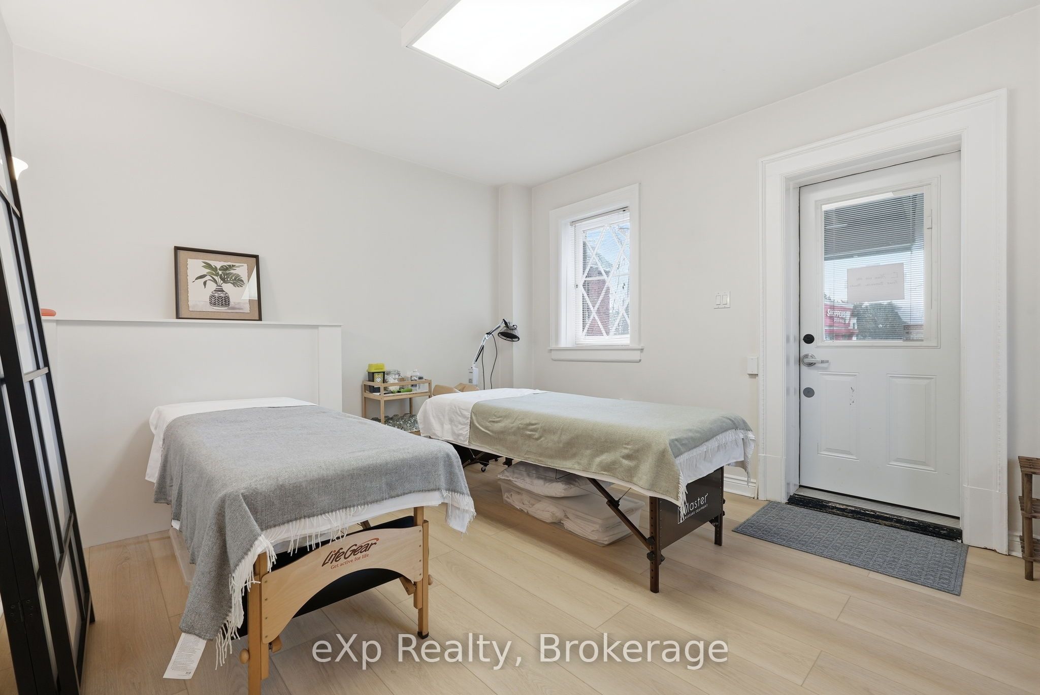 1025 2nd Avenue W Property Photo 26