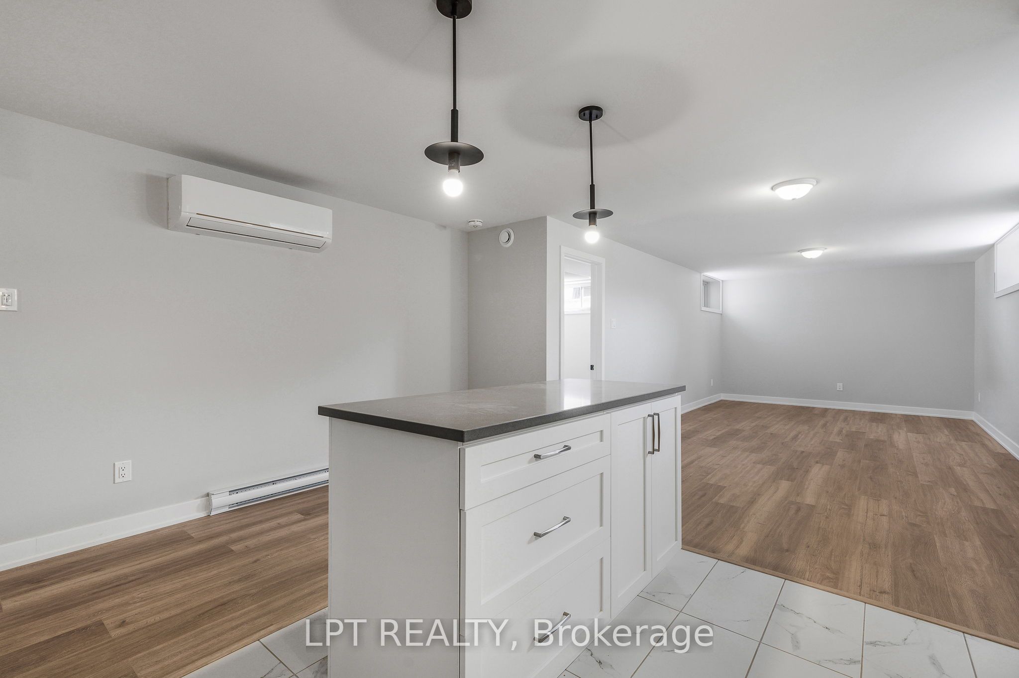 976 Katia Street B Property Photo 16