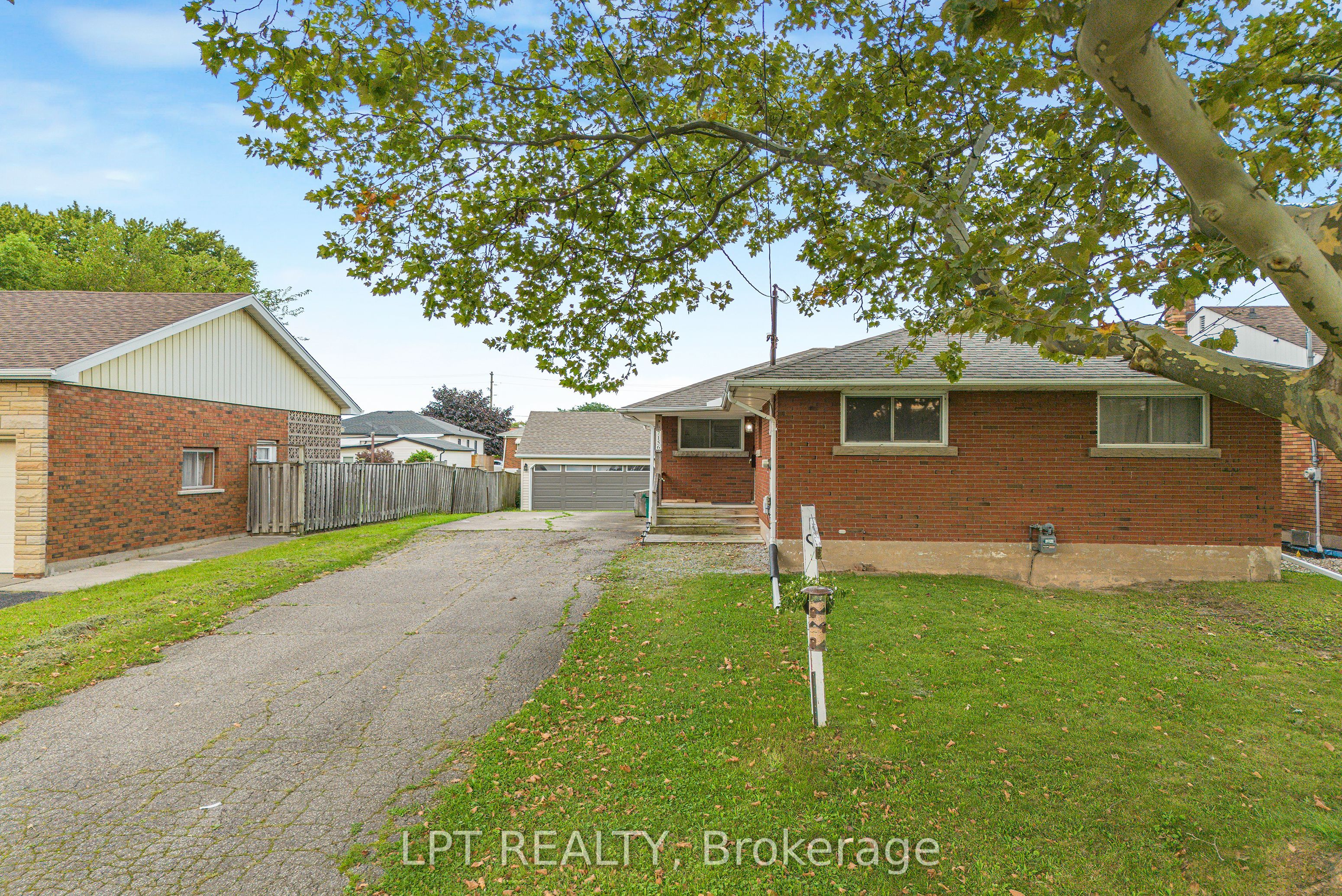 7156 Warden Avenue Property Photo 1