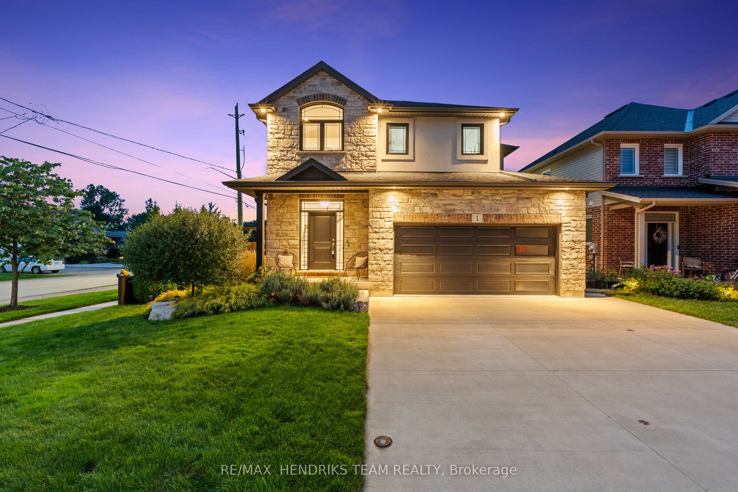 1 Olde School Court Property Photo 1