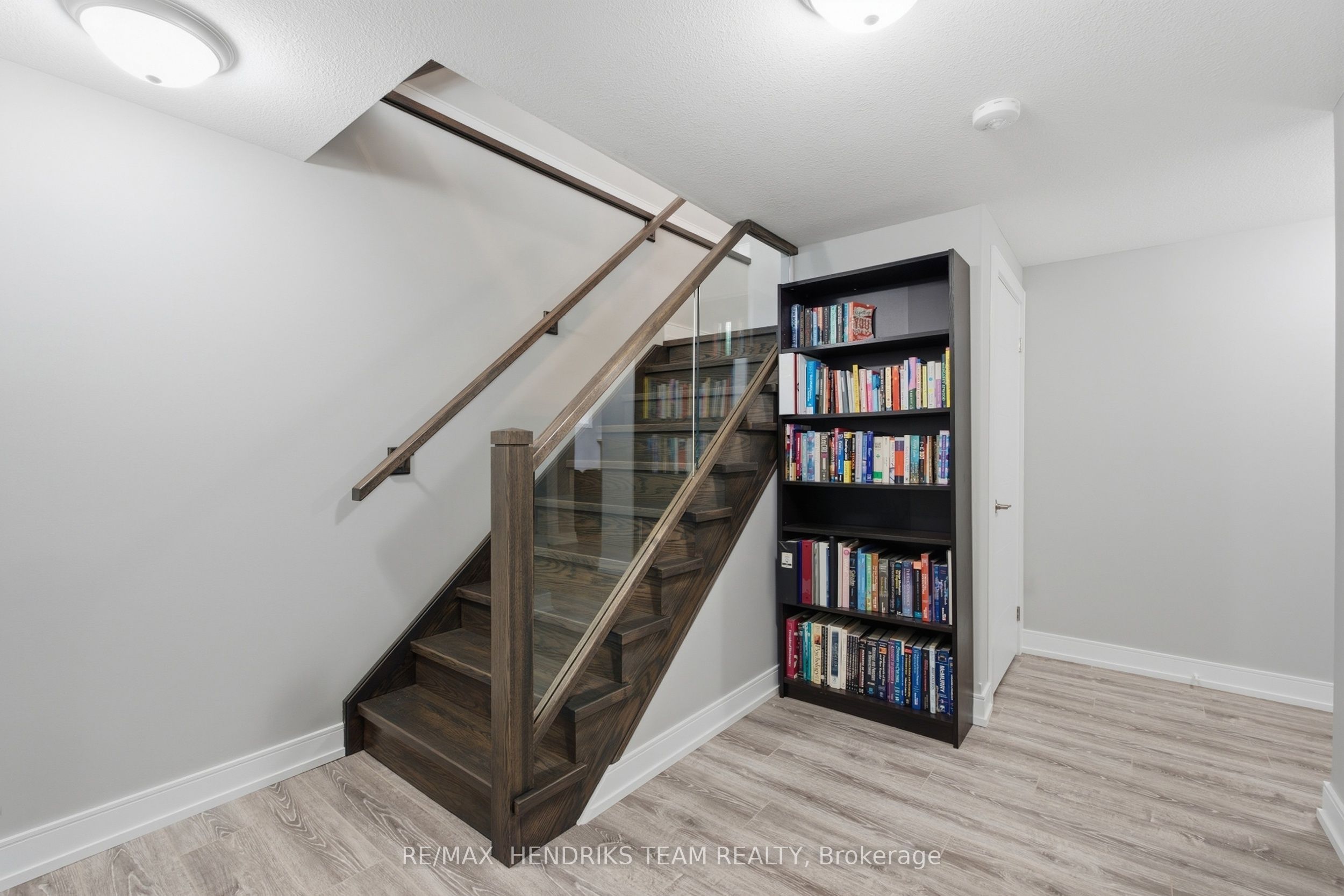 1 Olde School Court Property Photo 29