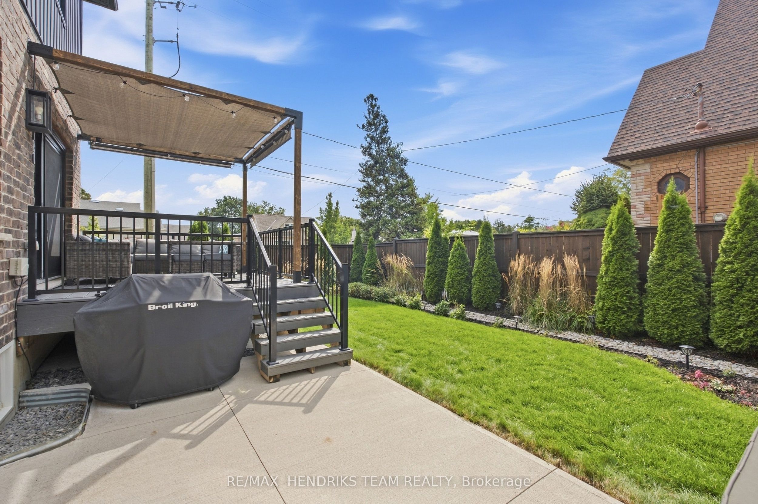 1 Olde School Court Property Photo 38