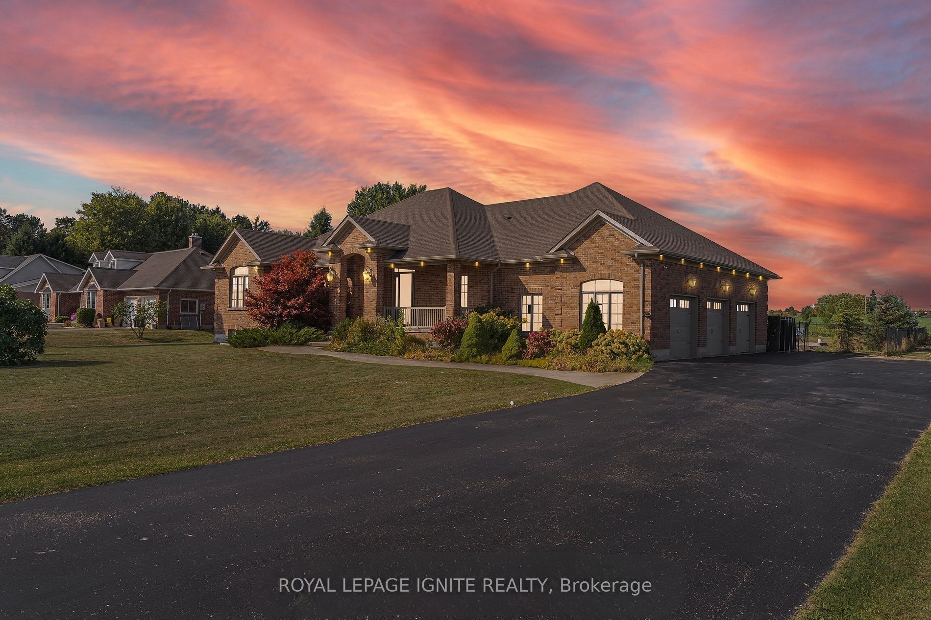 4659 Lobsinger Line Property Photo 1