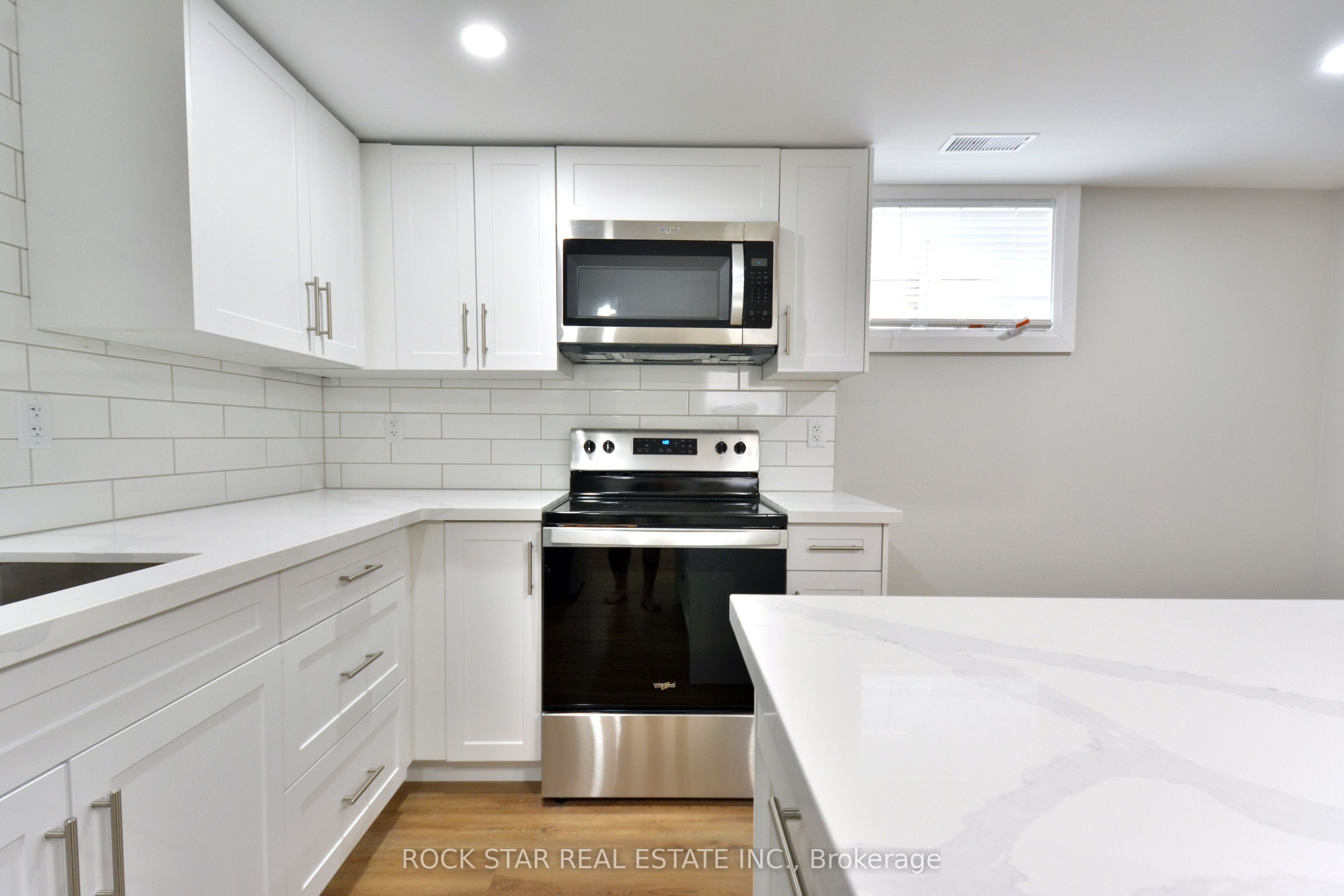 867 Upper Sherman Avenue Property Photo 21