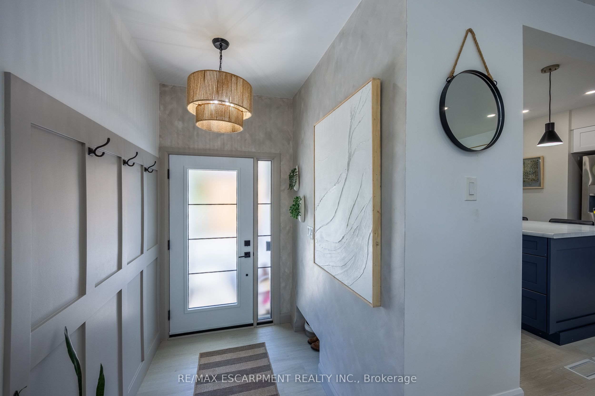 12 Westdale Avenue Property Photo 8