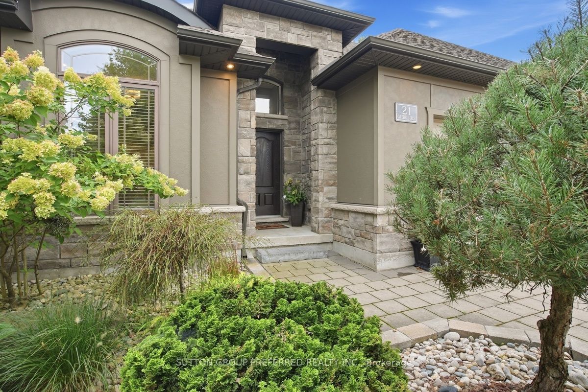 21 Caverhill Crescent Property Photo 4