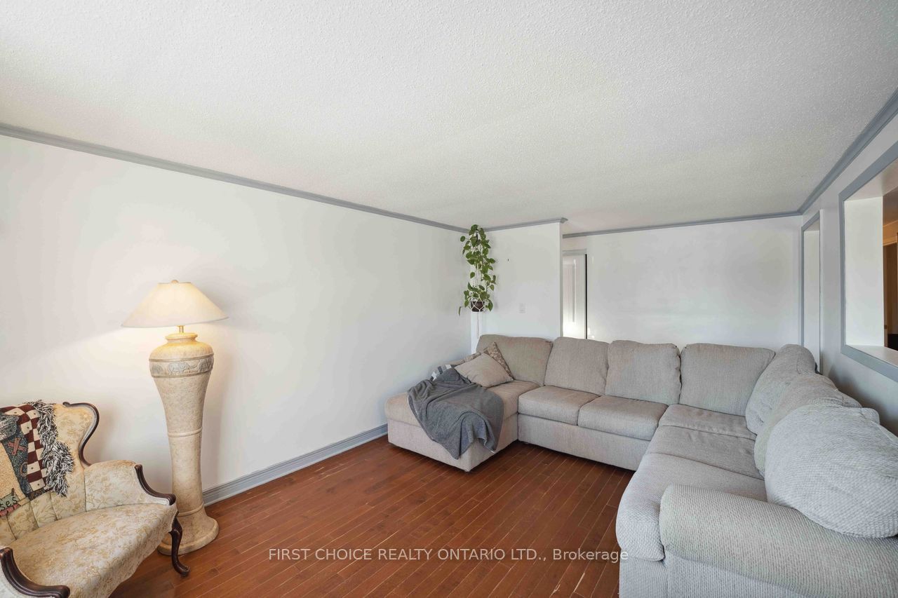 337 Amiens Street Property Photo 9