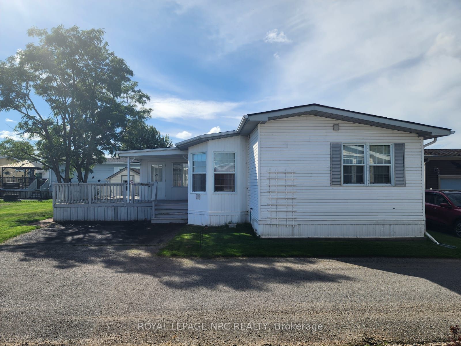 3033 Townline Road 233 Property Photo 1