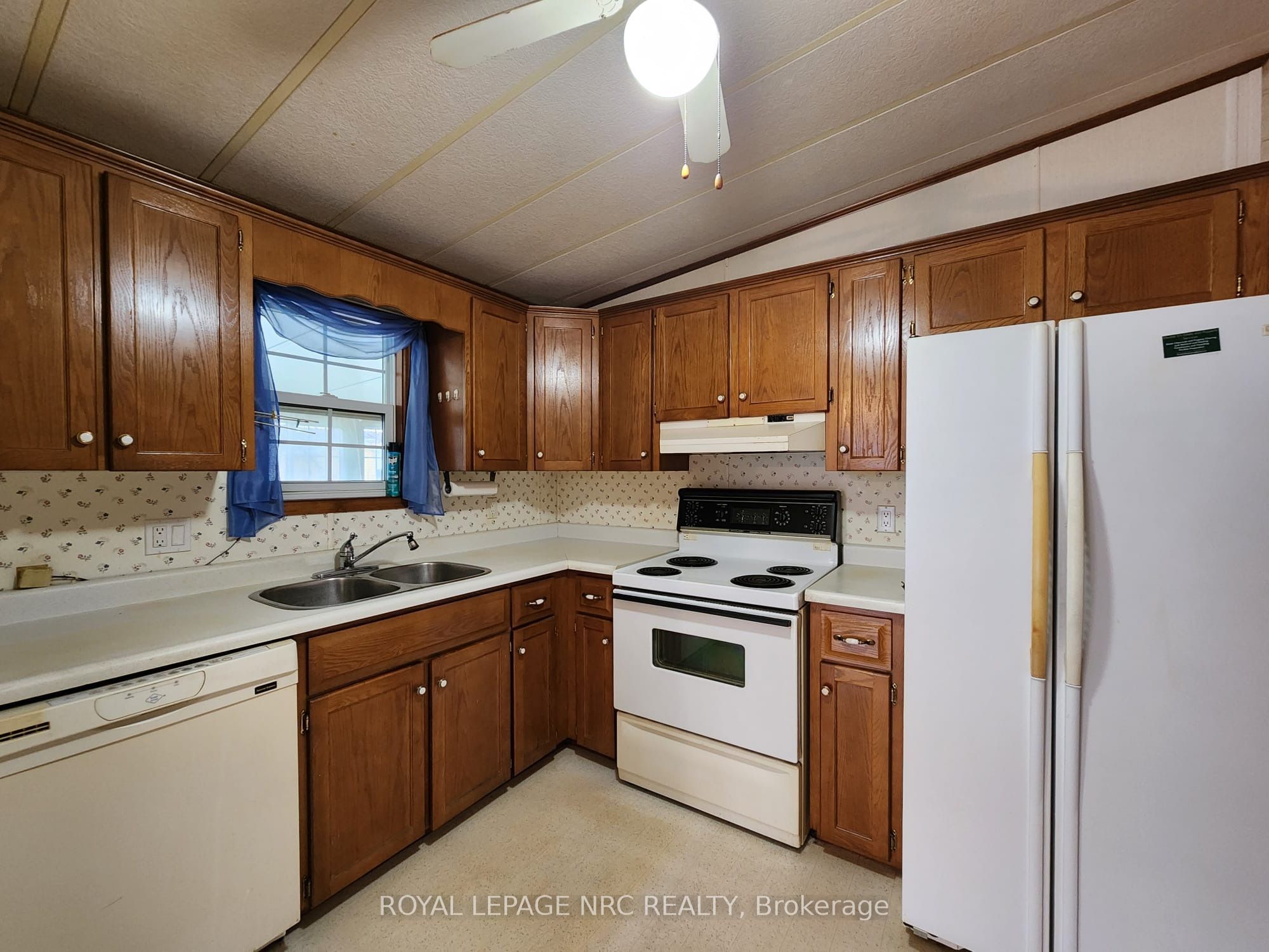 3033 Townline Road 233 Property Photo 7