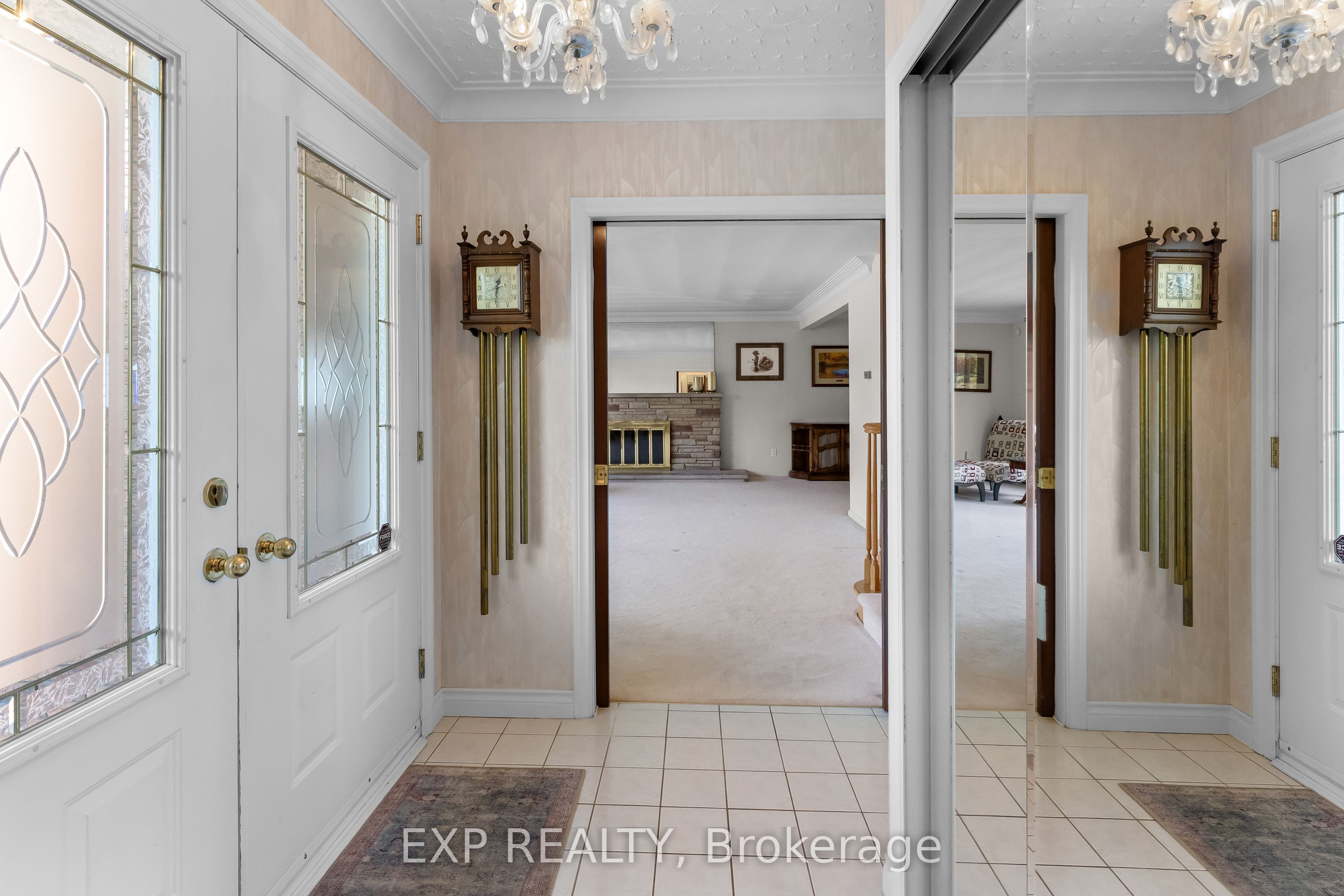 3546 Eton Crescent Property Photo 8