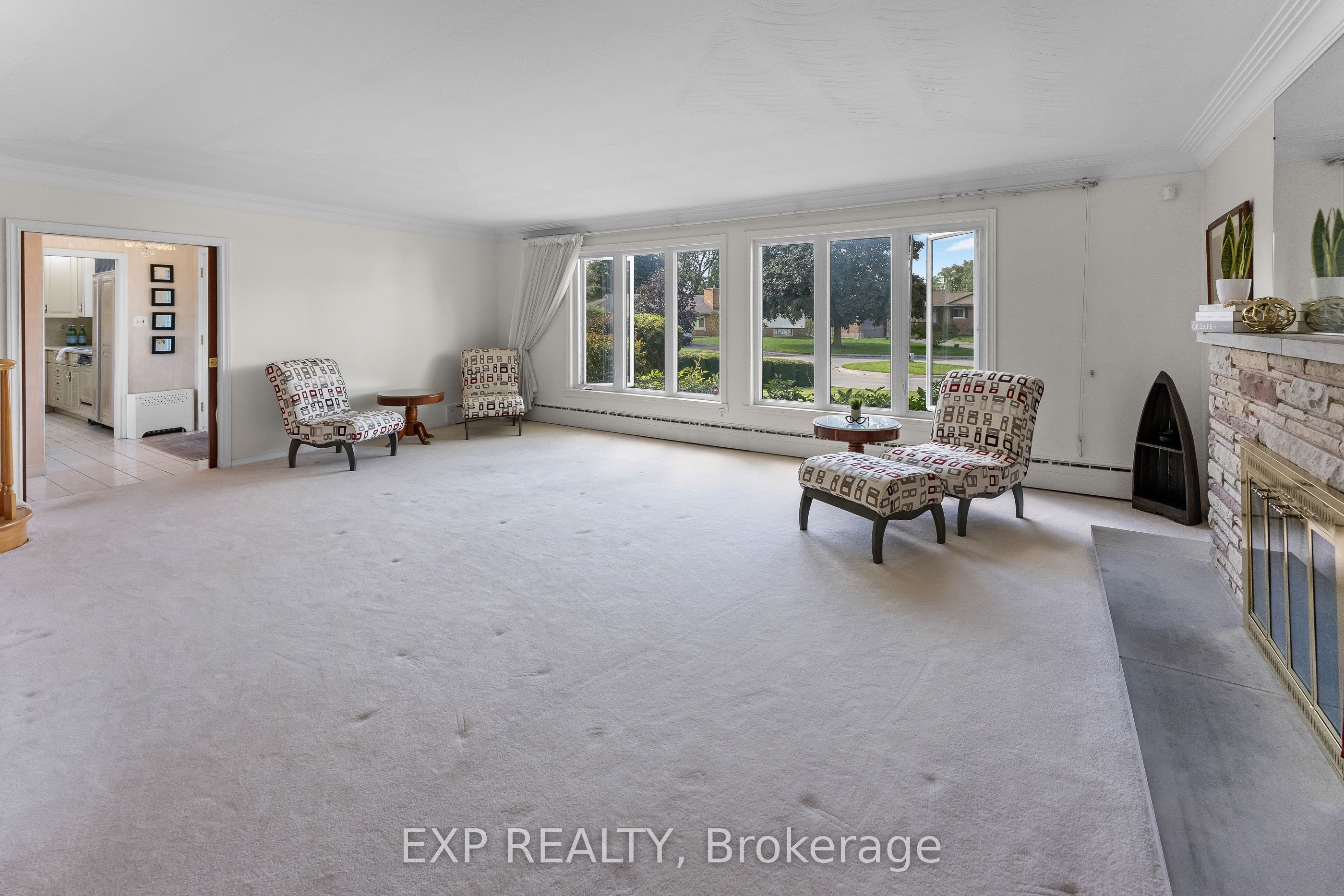 3546 Eton Crescent Property Photo 11