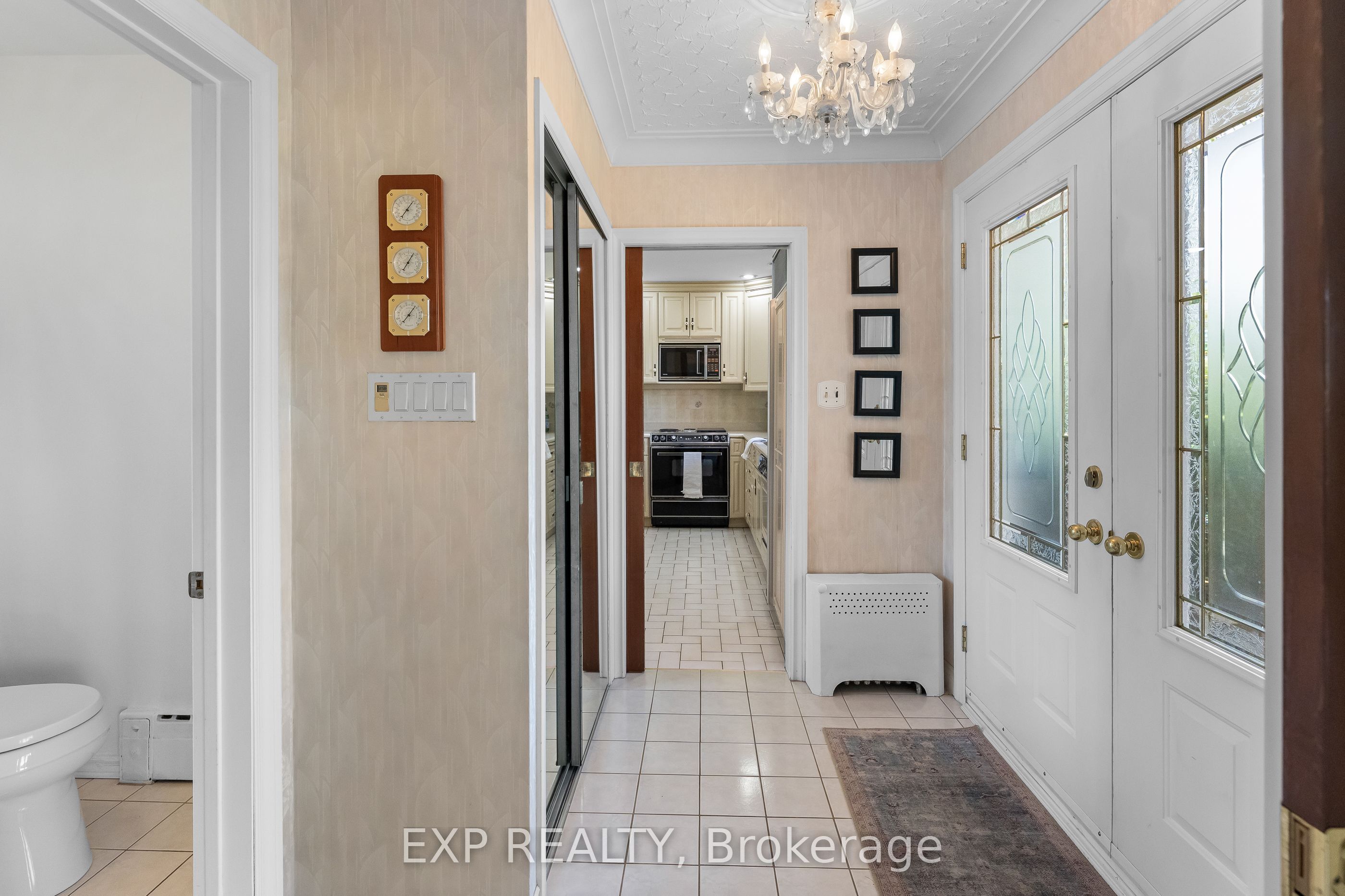 3546 Eton Crescent Property Photo 24