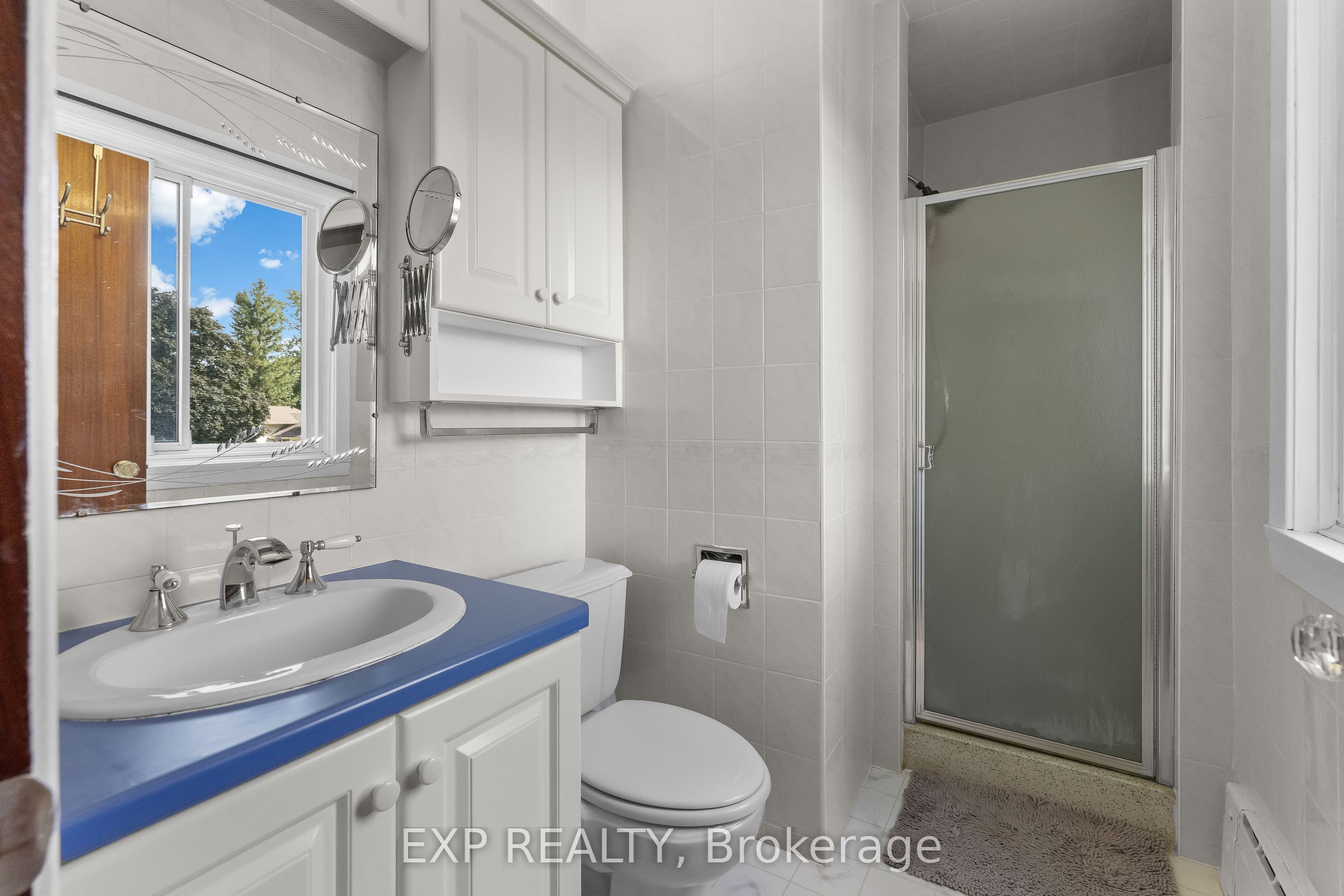 3546 Eton Crescent Property Photo 27
