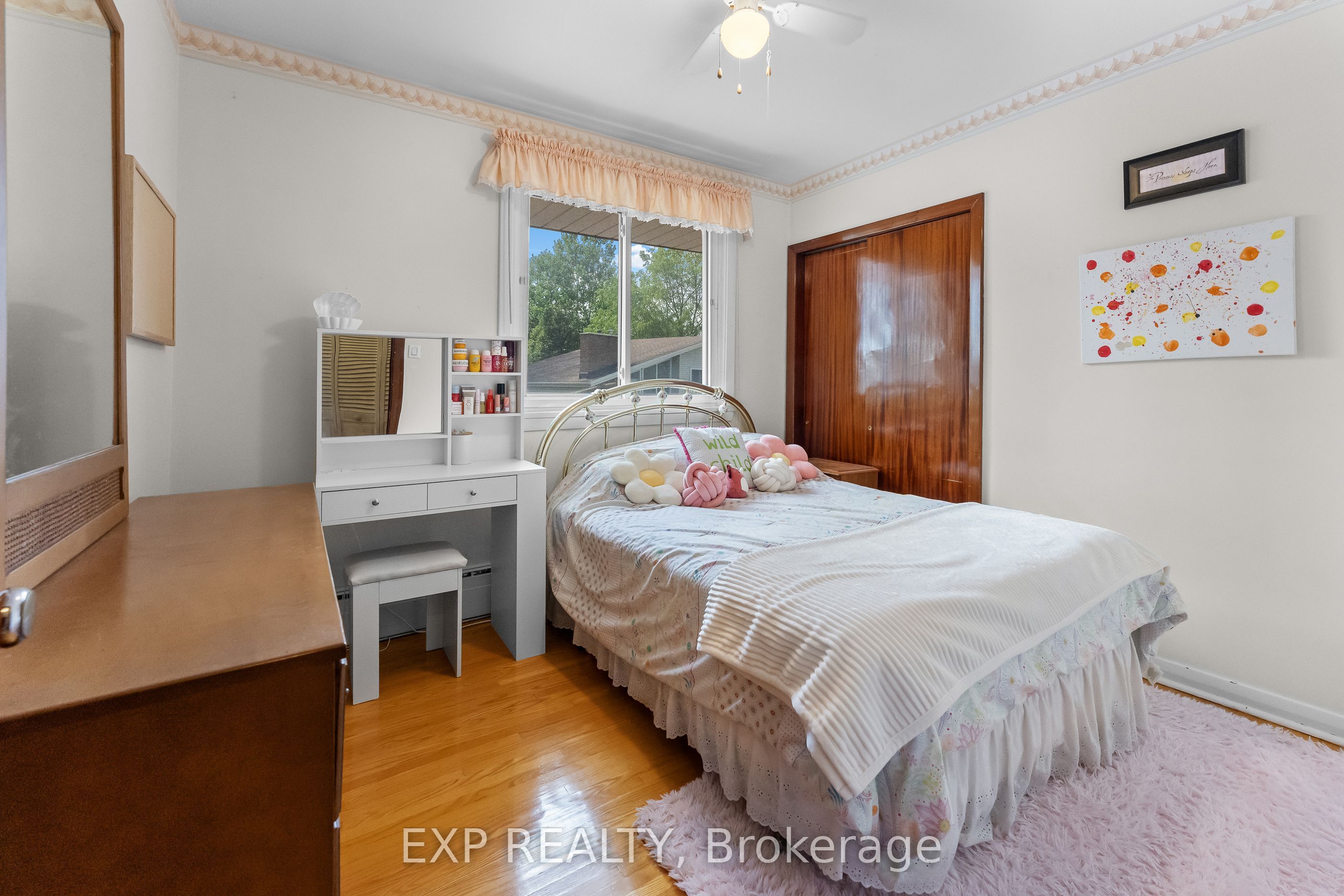 3546 Eton Crescent Property Photo 28