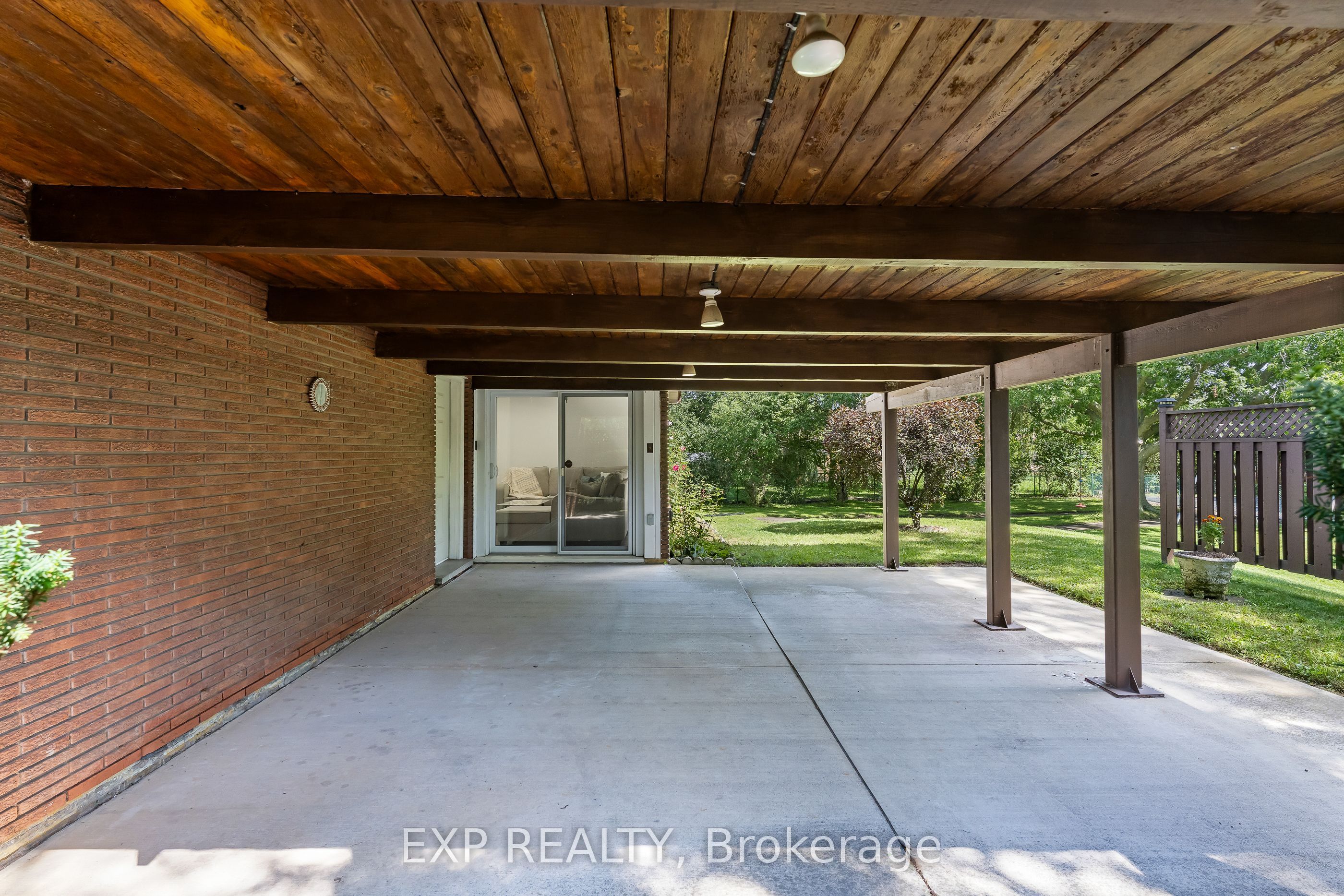 3546 Eton Crescent Property Photo 39