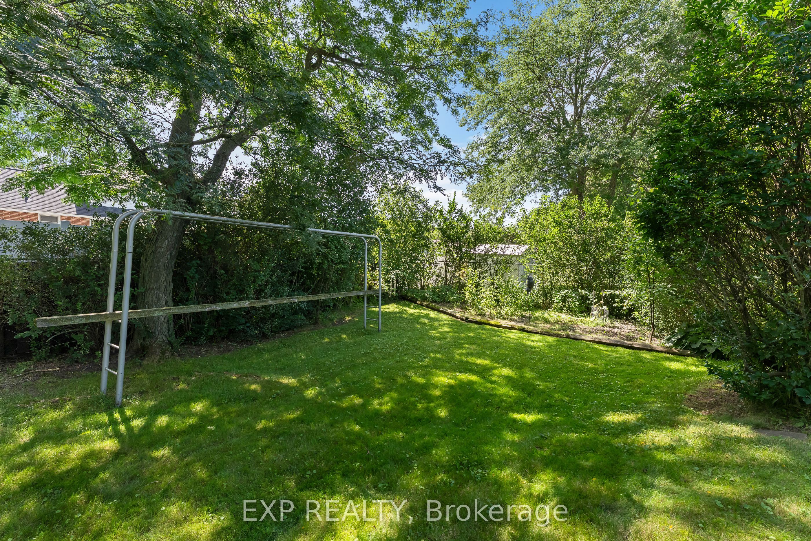 3546 Eton Crescent Property Photo 42
