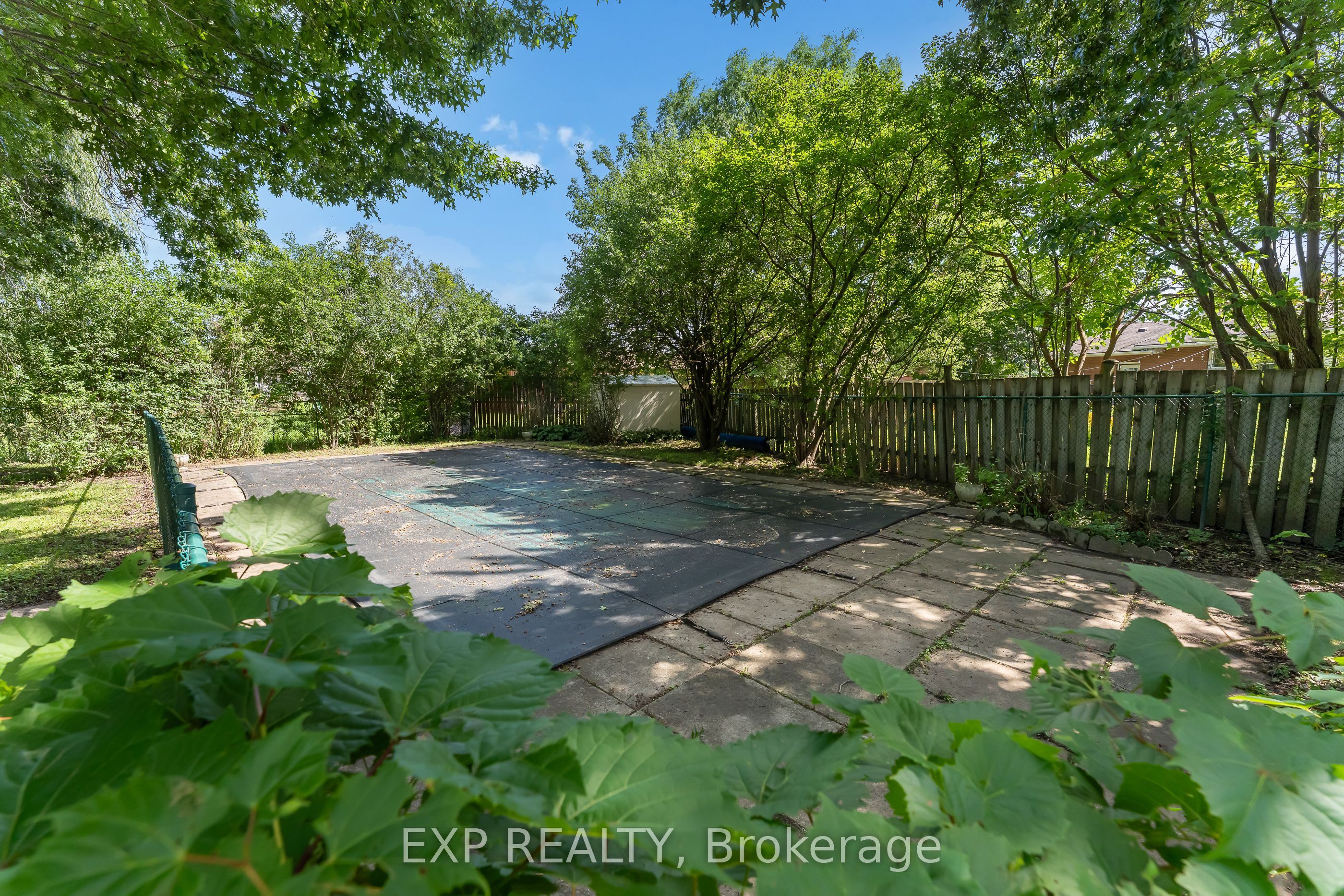 3546 Eton Crescent Property Photo 45