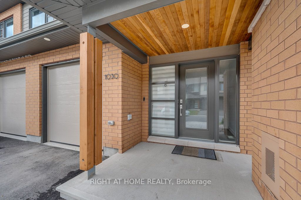 1030 Eider Street Property Photo 3
