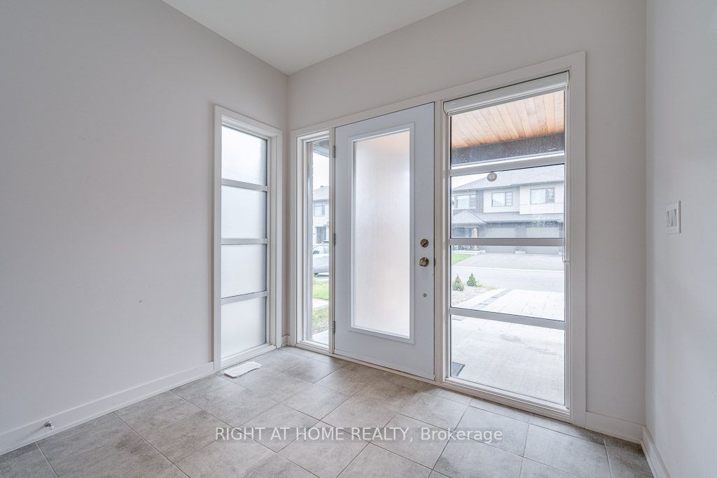 1030 Eider Street Property Photo 4