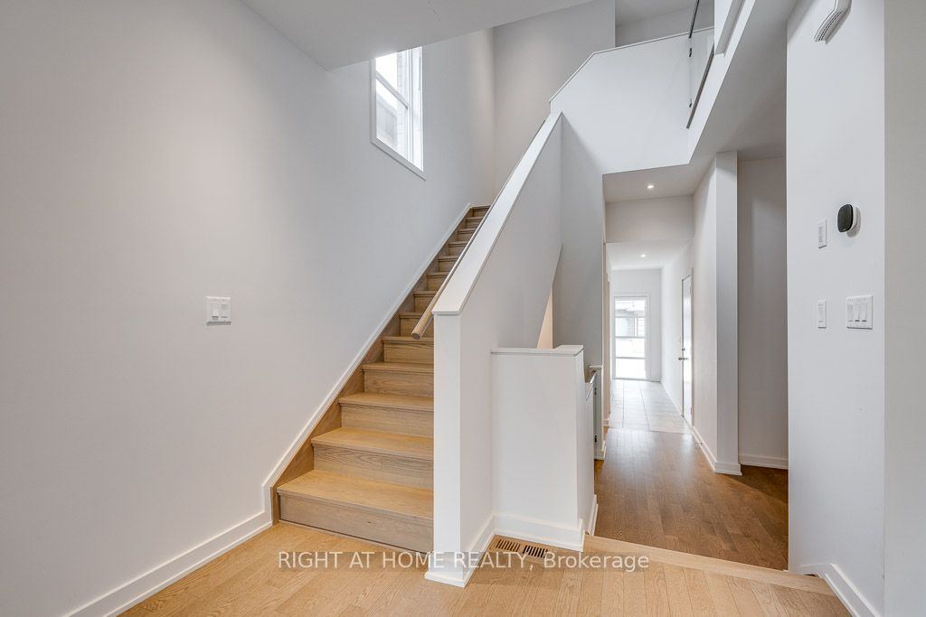 1030 Eider Street Property Photo 15