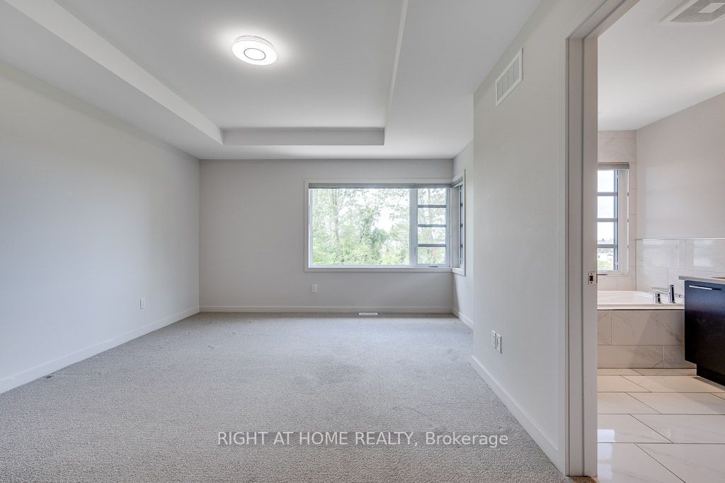1030 Eider Street Property Photo 19