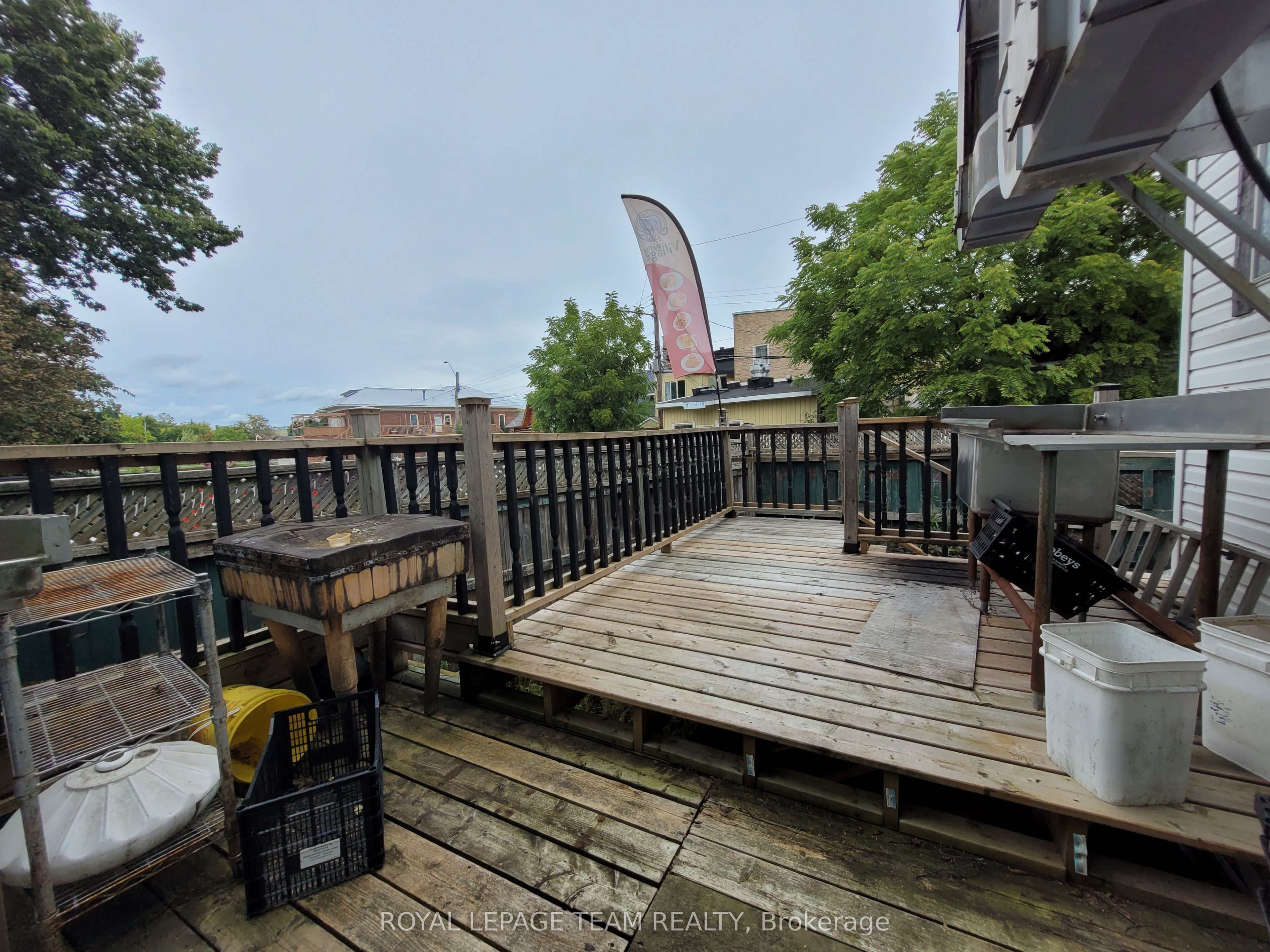 15 Allan Street Property Photo 17