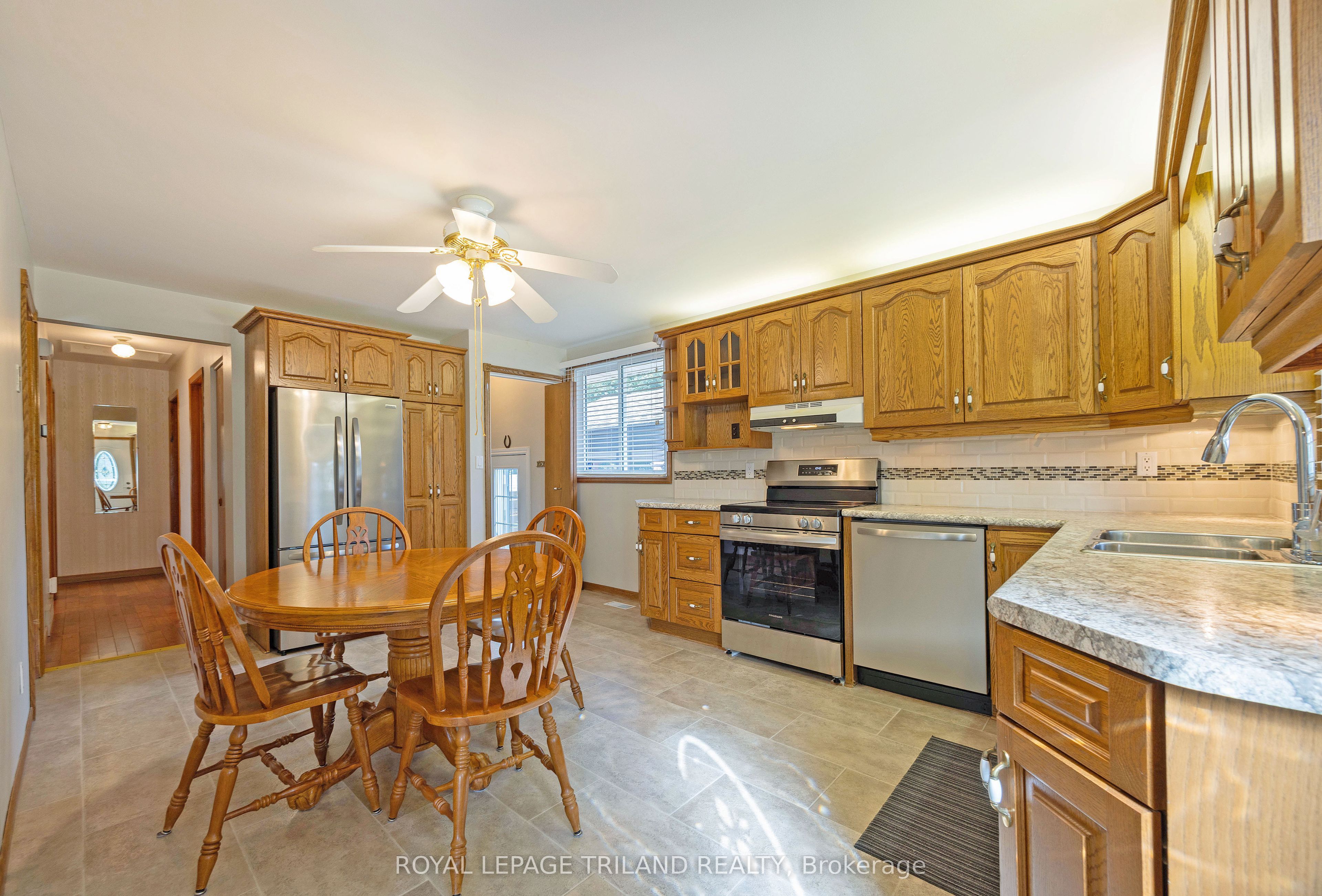 16 Sparta Street Property Photo 7