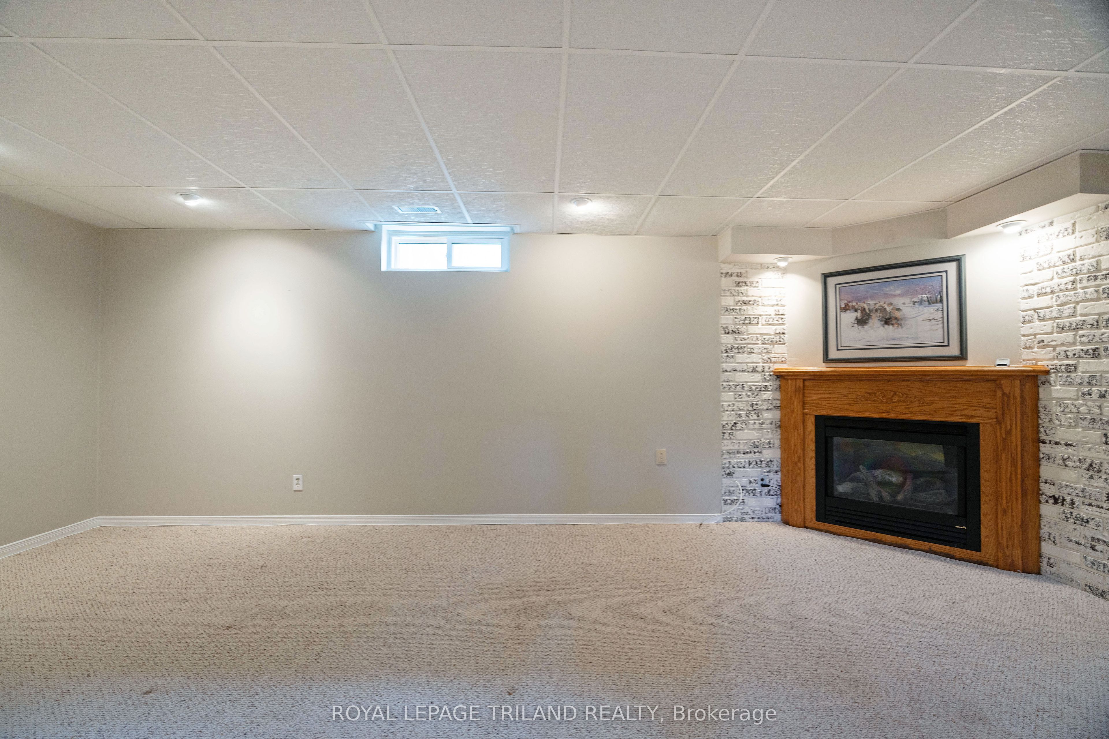 16 Sparta Street Property Photo 20