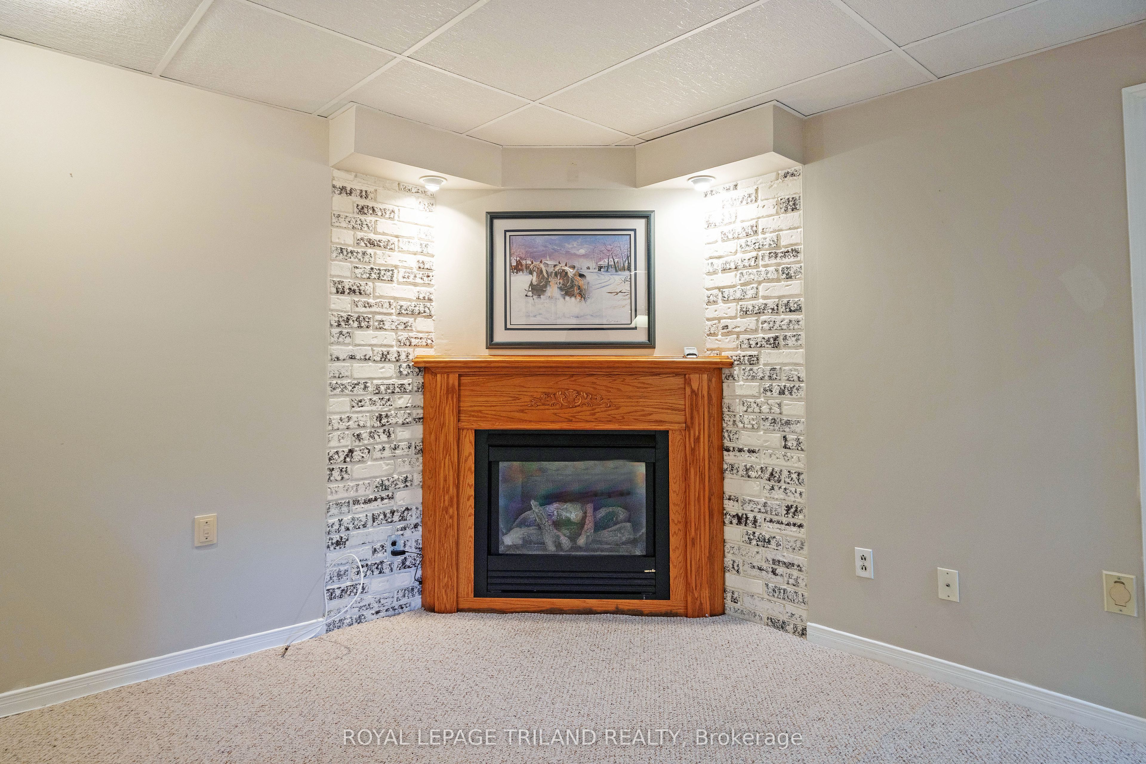 16 Sparta Street Property Photo 21