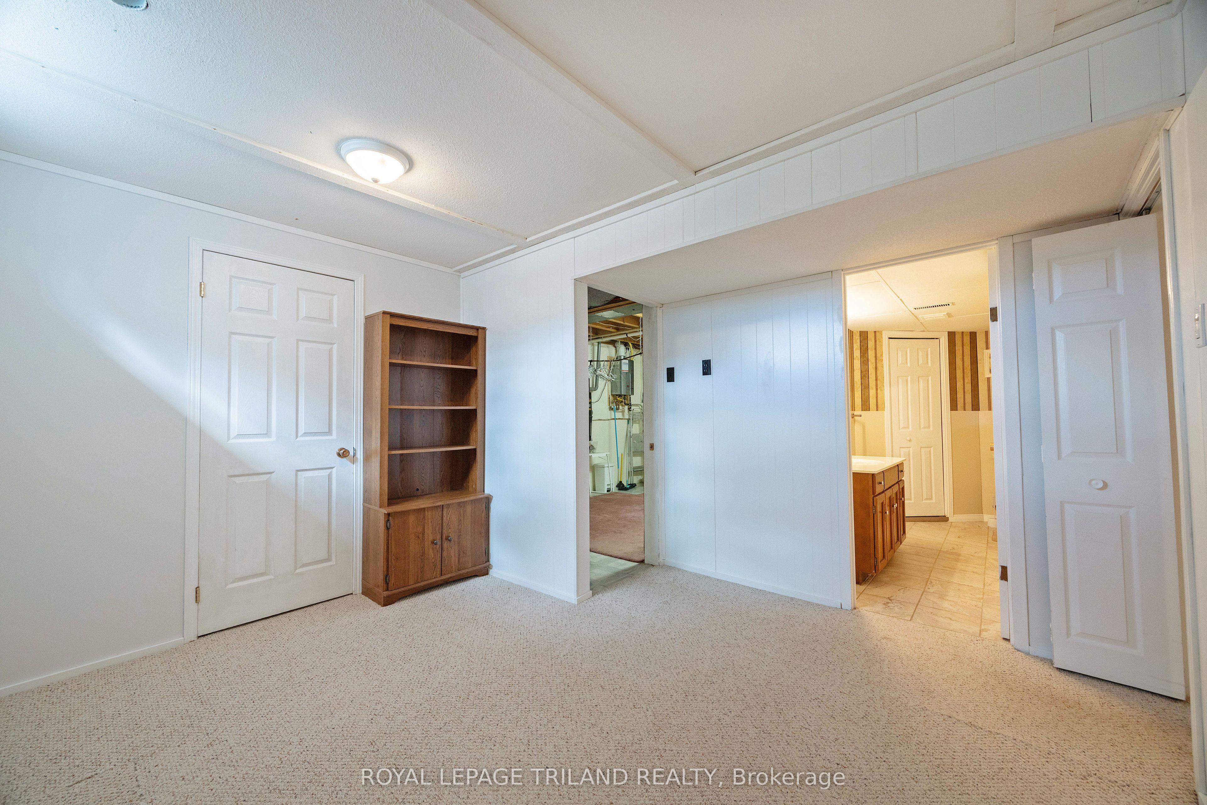 16 Sparta Street Property Photo 25