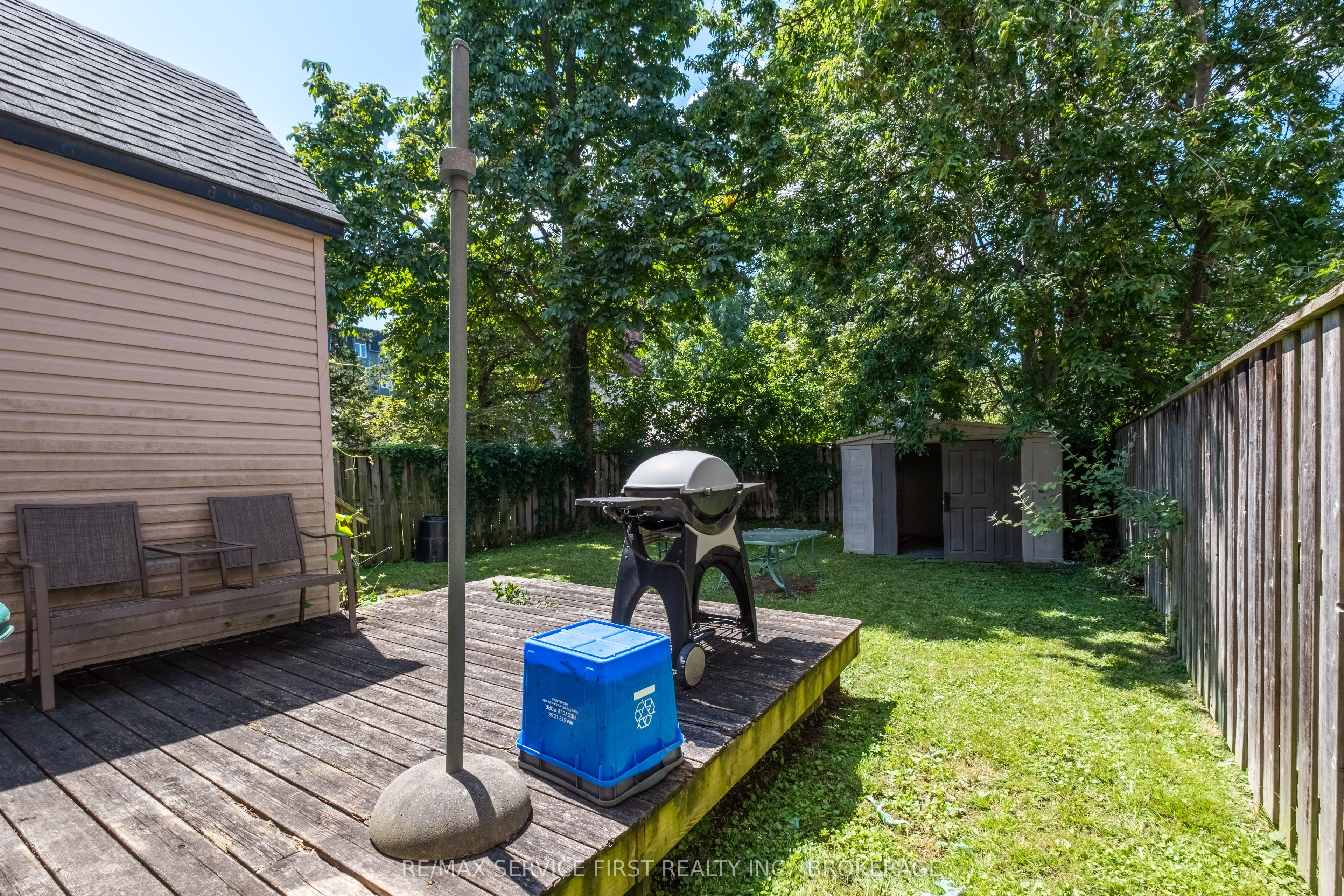 392 Alfred Street Property Photo 5