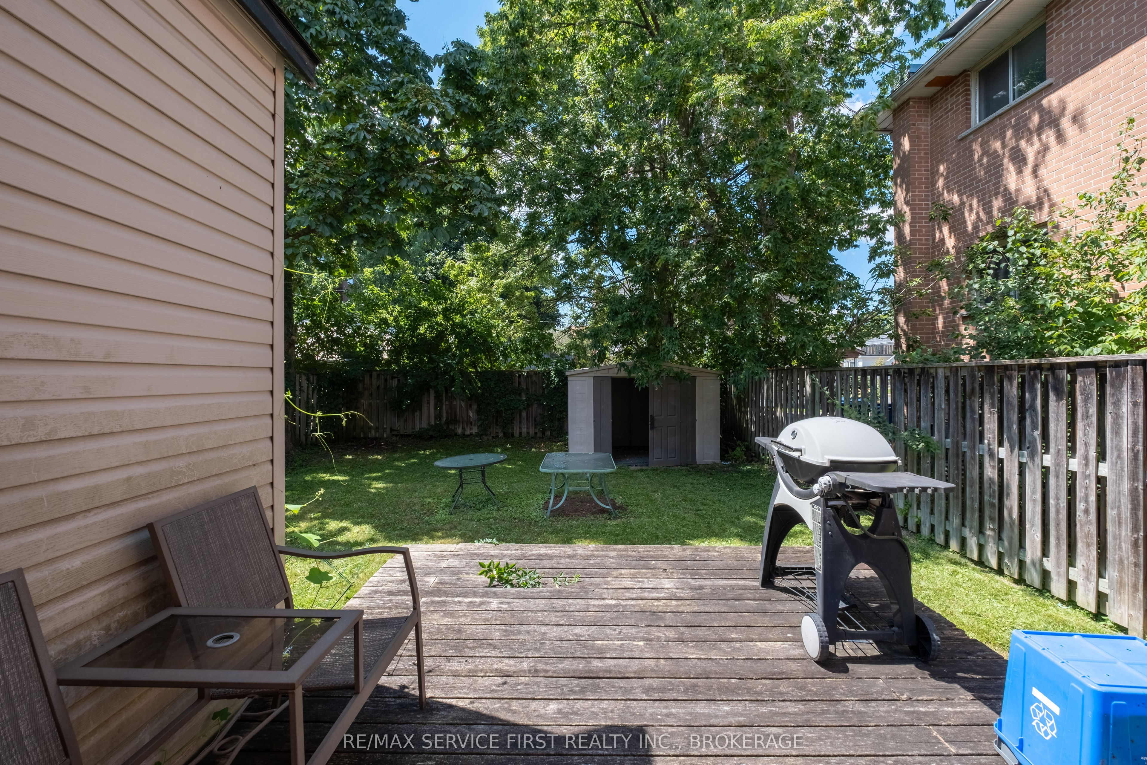 392 Alfred Street Property Photo 8