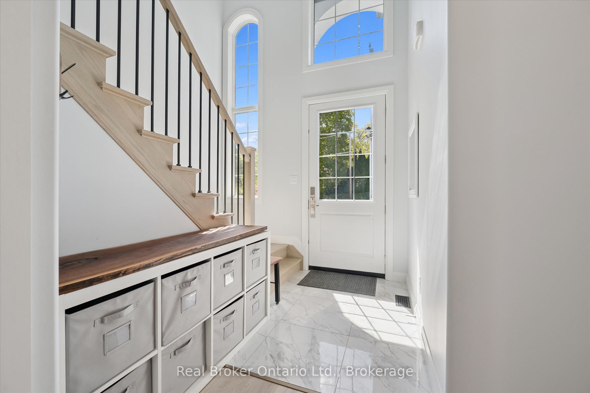46 Washington Street Property Photo 5