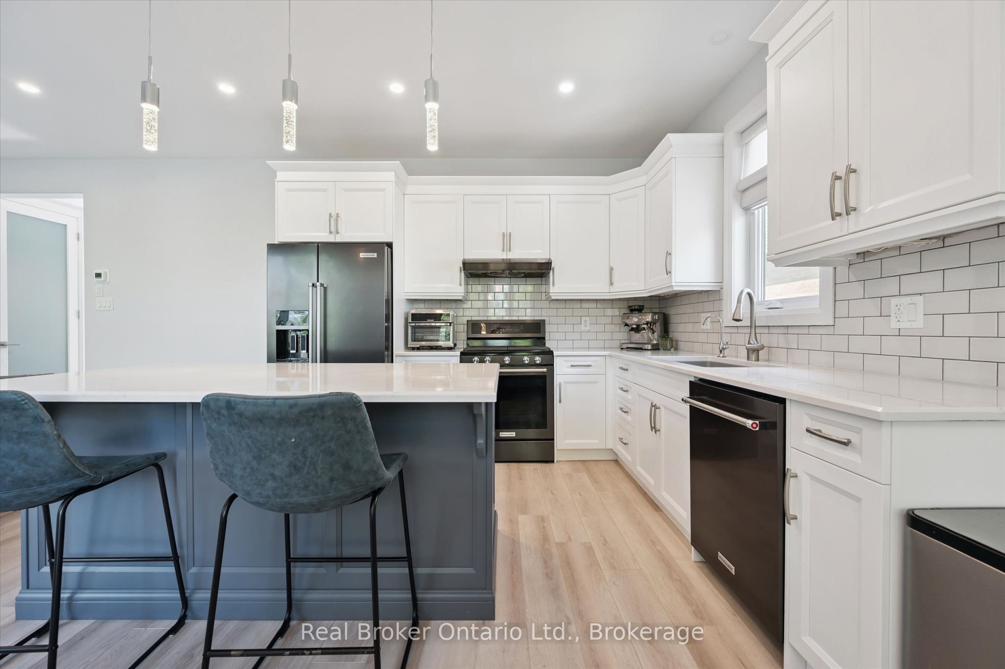 46 Washington Street Property Photo 12