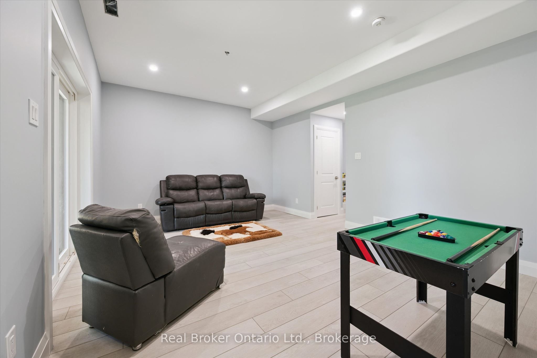 46 Washington Street Property Photo 29