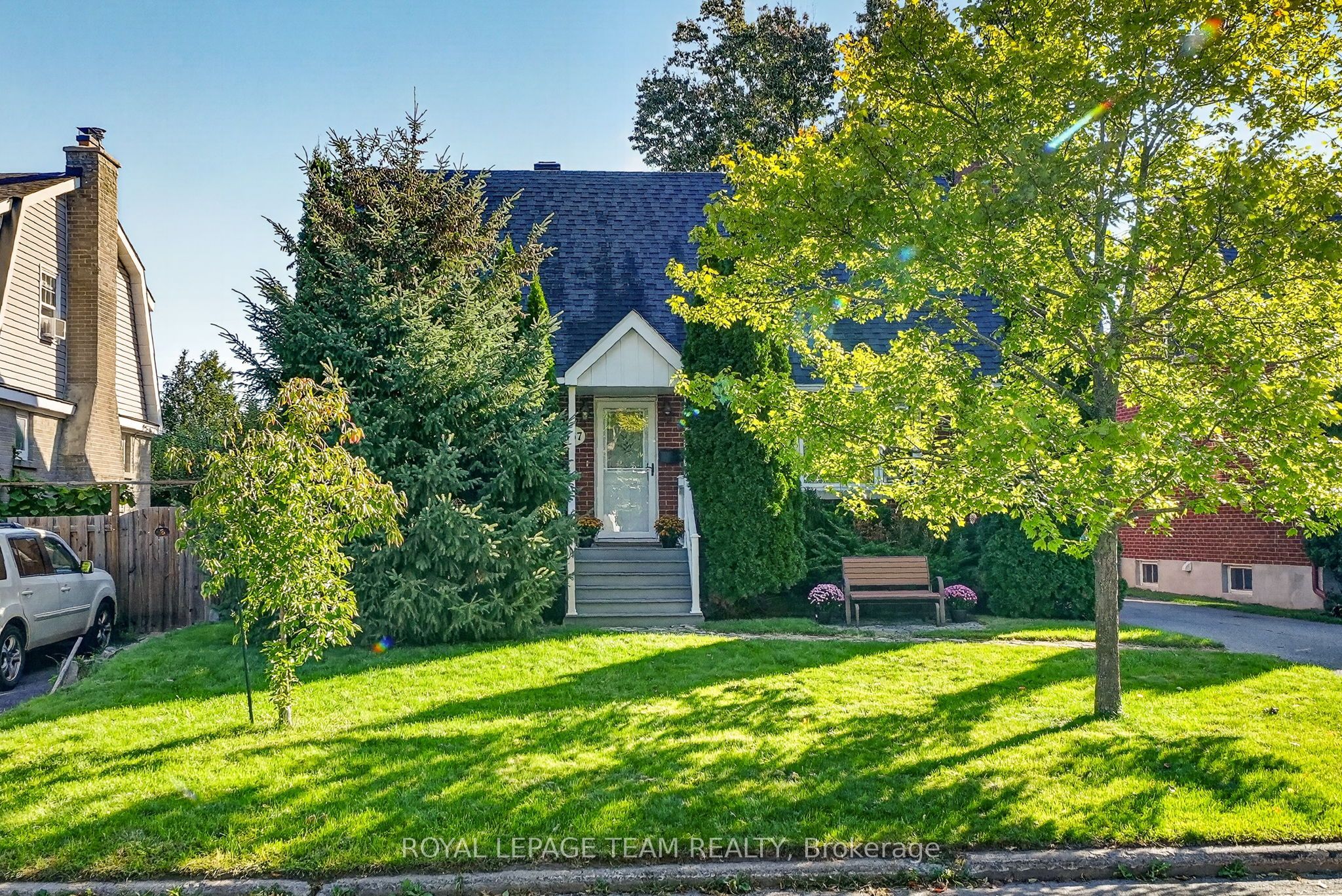 567 Redwood Avenue Property Photo 1