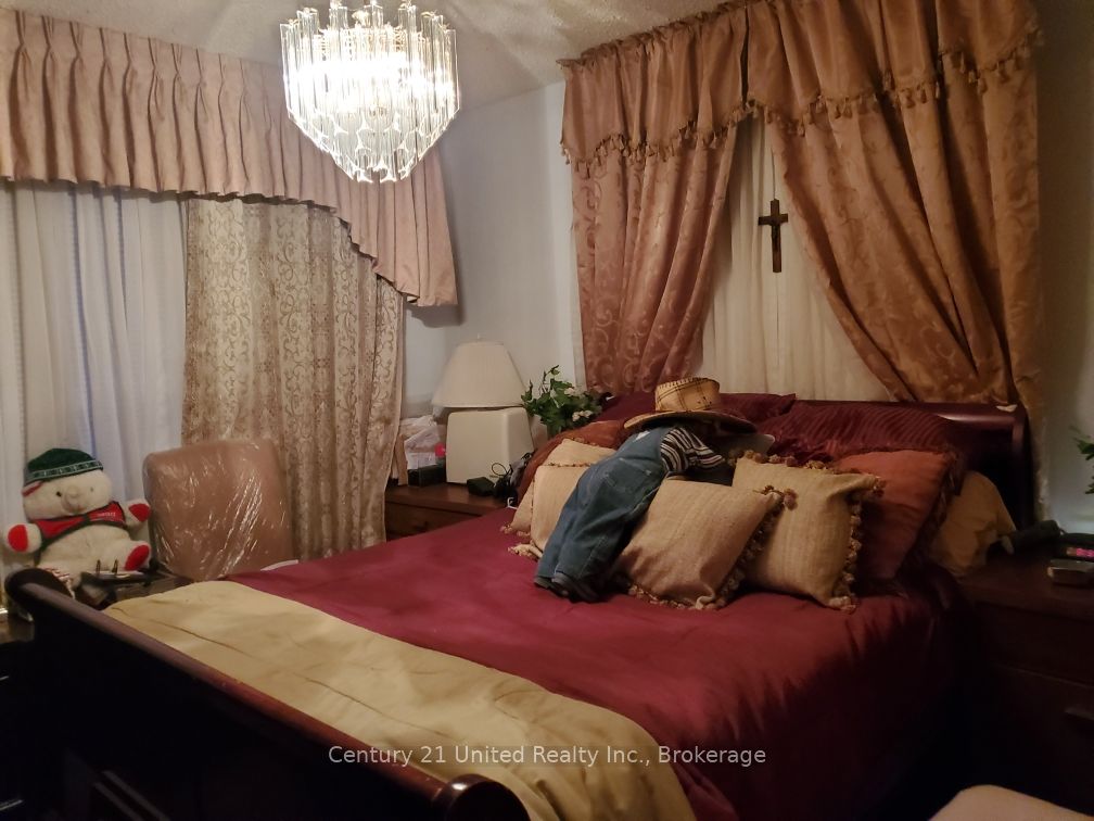 2085 Springwood Road Property Photo 12