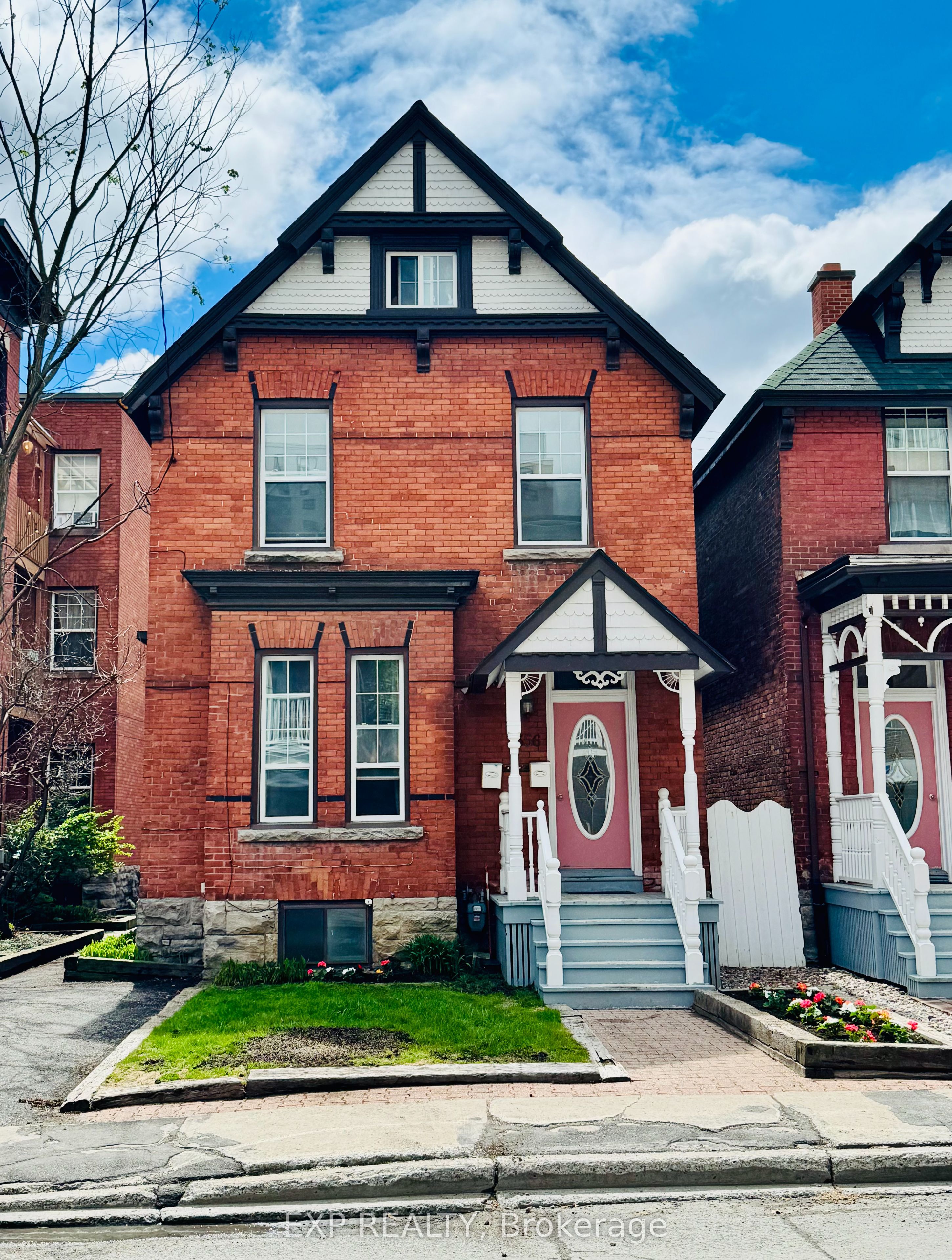 356 Gilmour Street