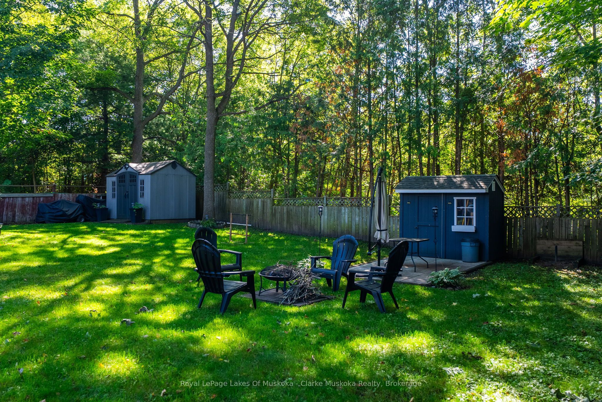 251 James Street W Property Photo 2