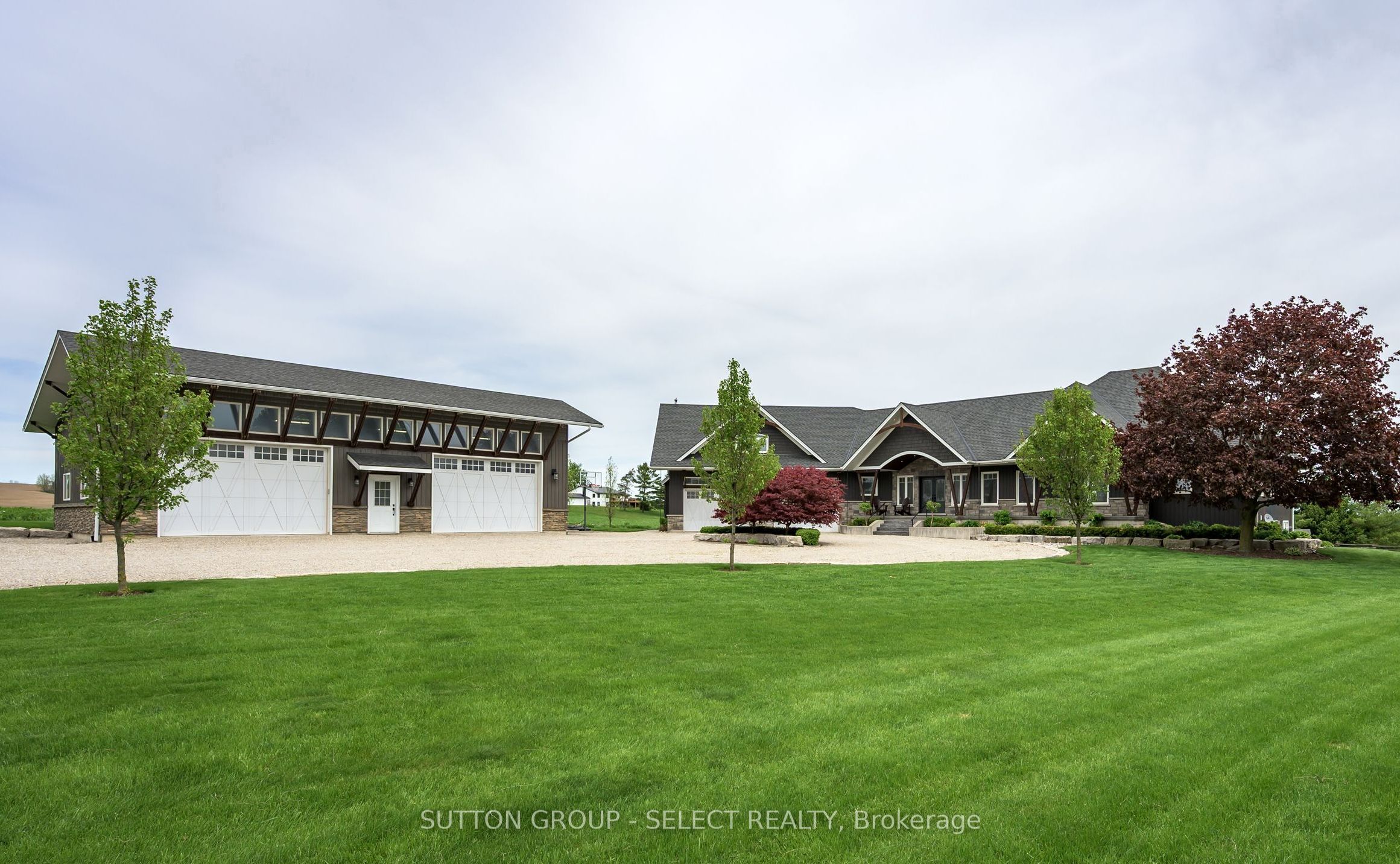 404417 Union Road Property Photo 1