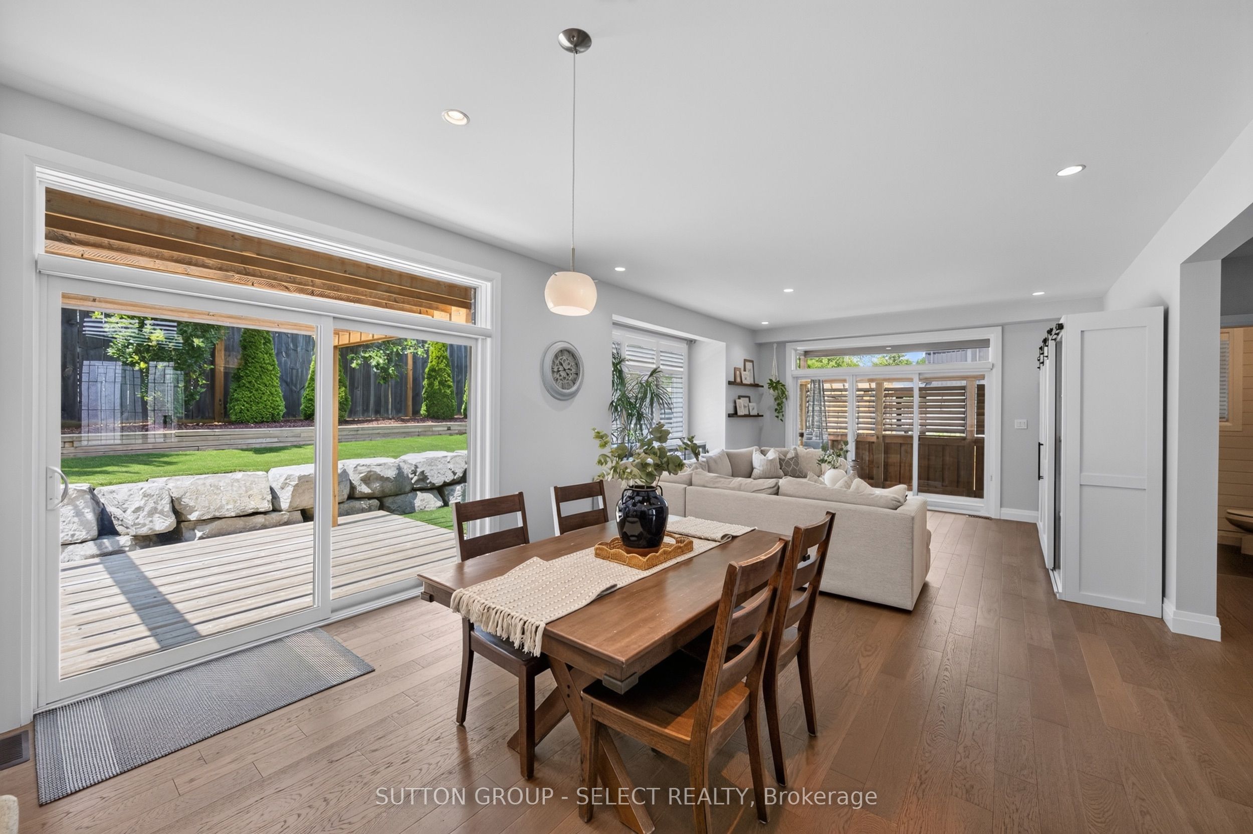 216 Martin Drive Property Photo 18